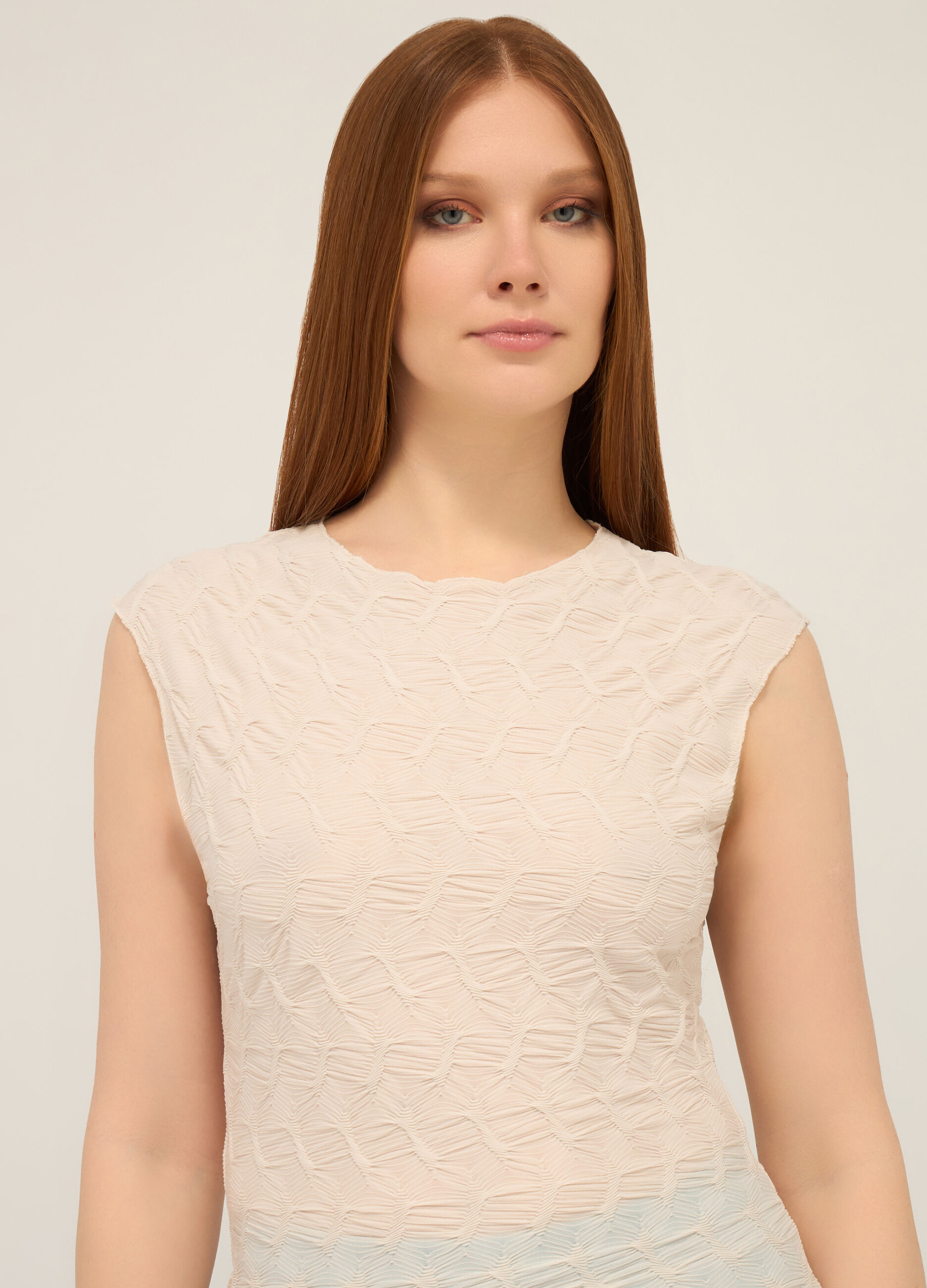 T-shirt smanicata donna_2