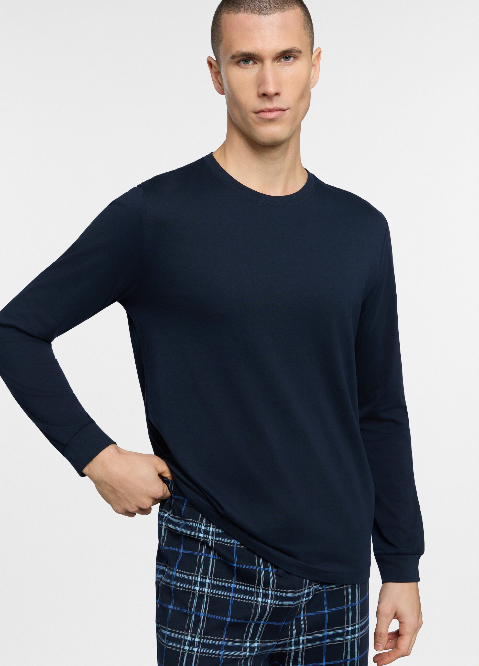 Pigiama lungo a scacchi in cotone uomo_2