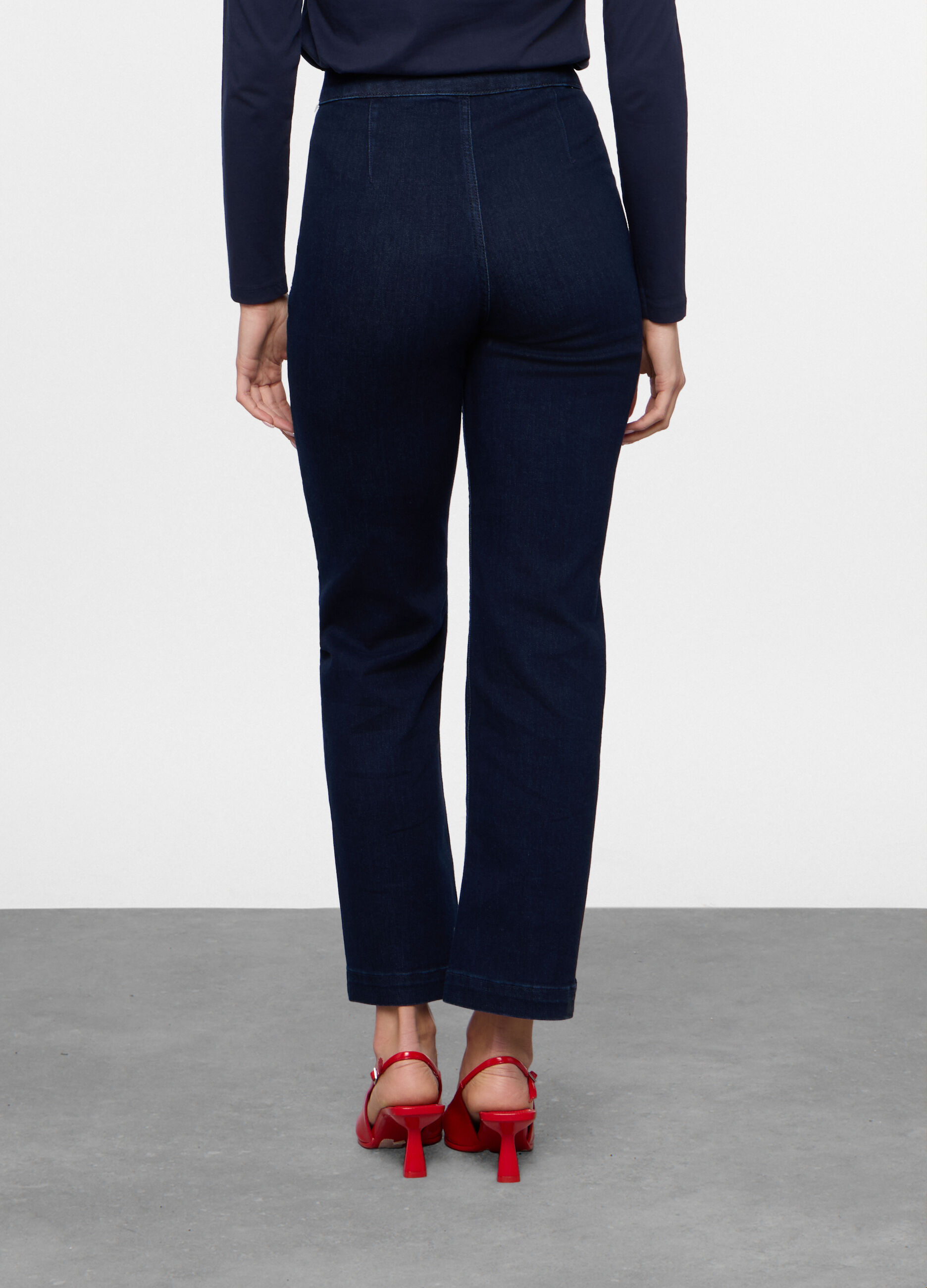 Pantaloni straight fit in denim stretch donna_1