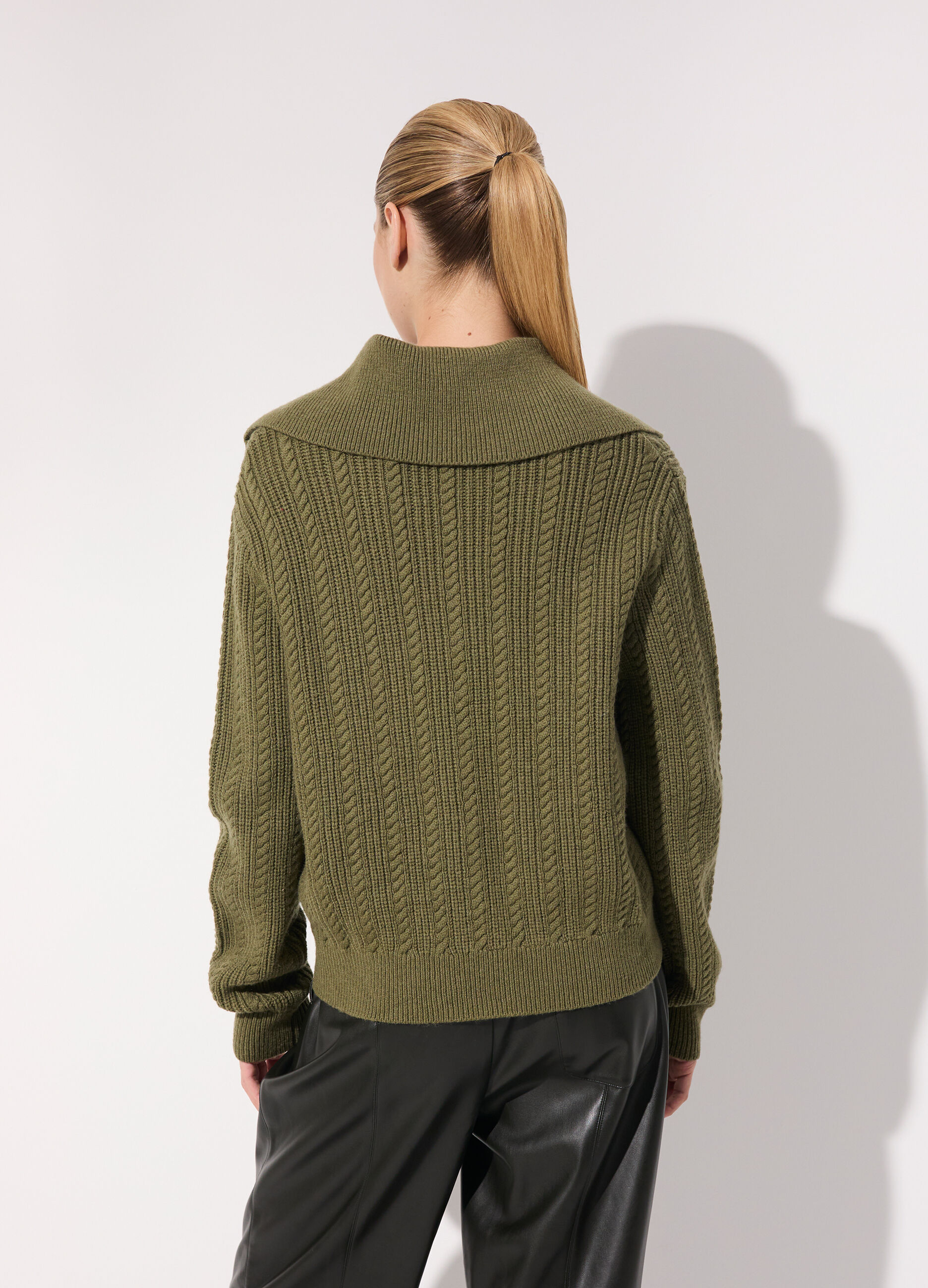 Pullover in misto lana con colletto donna_2