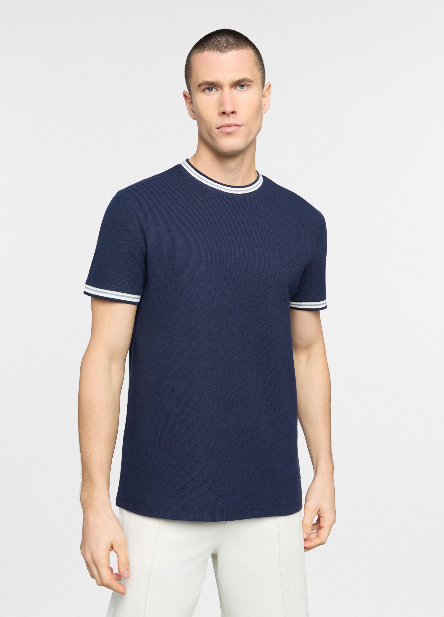 T-shirt girocollo in maglia uomo_0