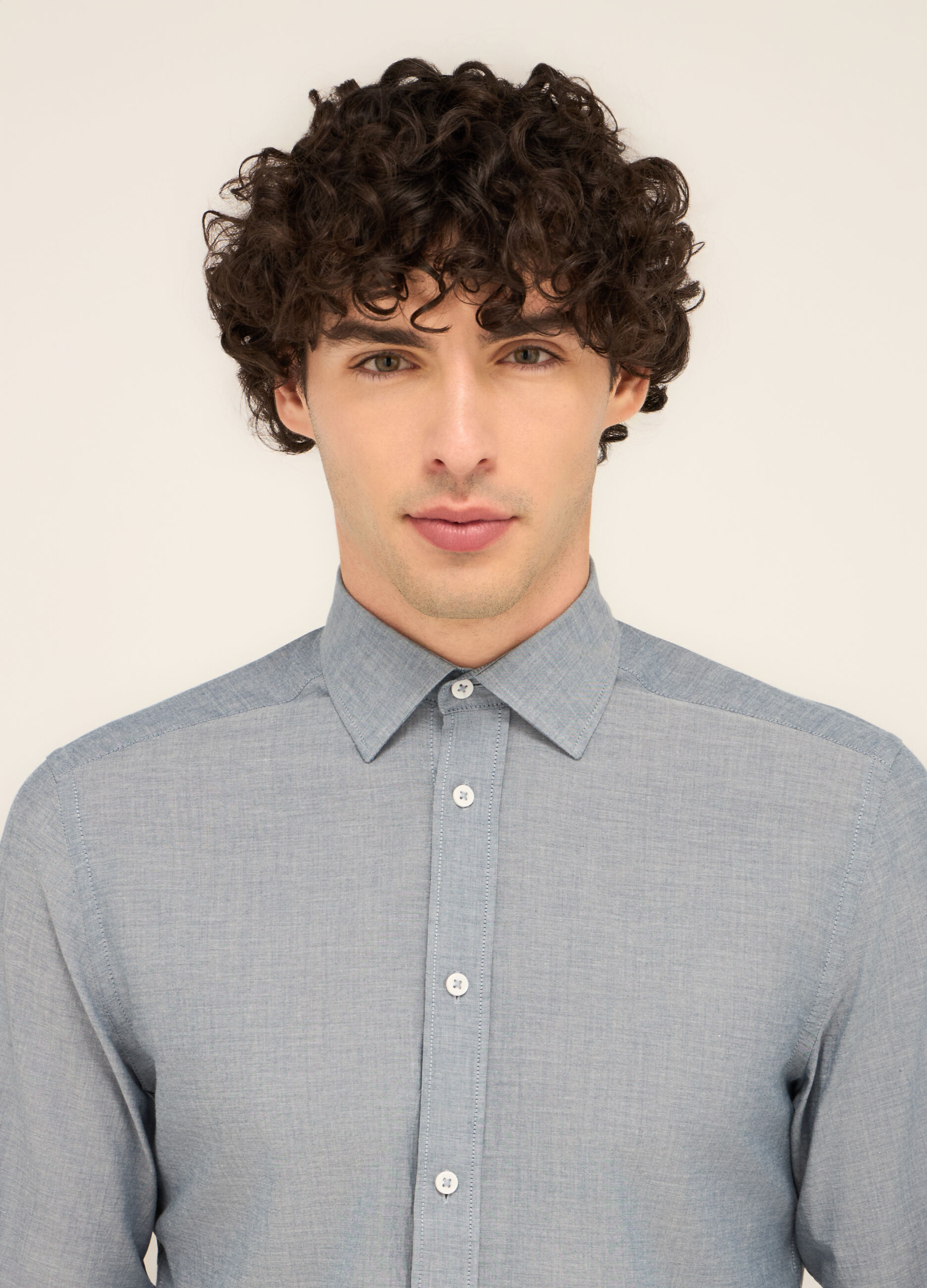 Camicia regular fit in tela di puro cotone uomo_2