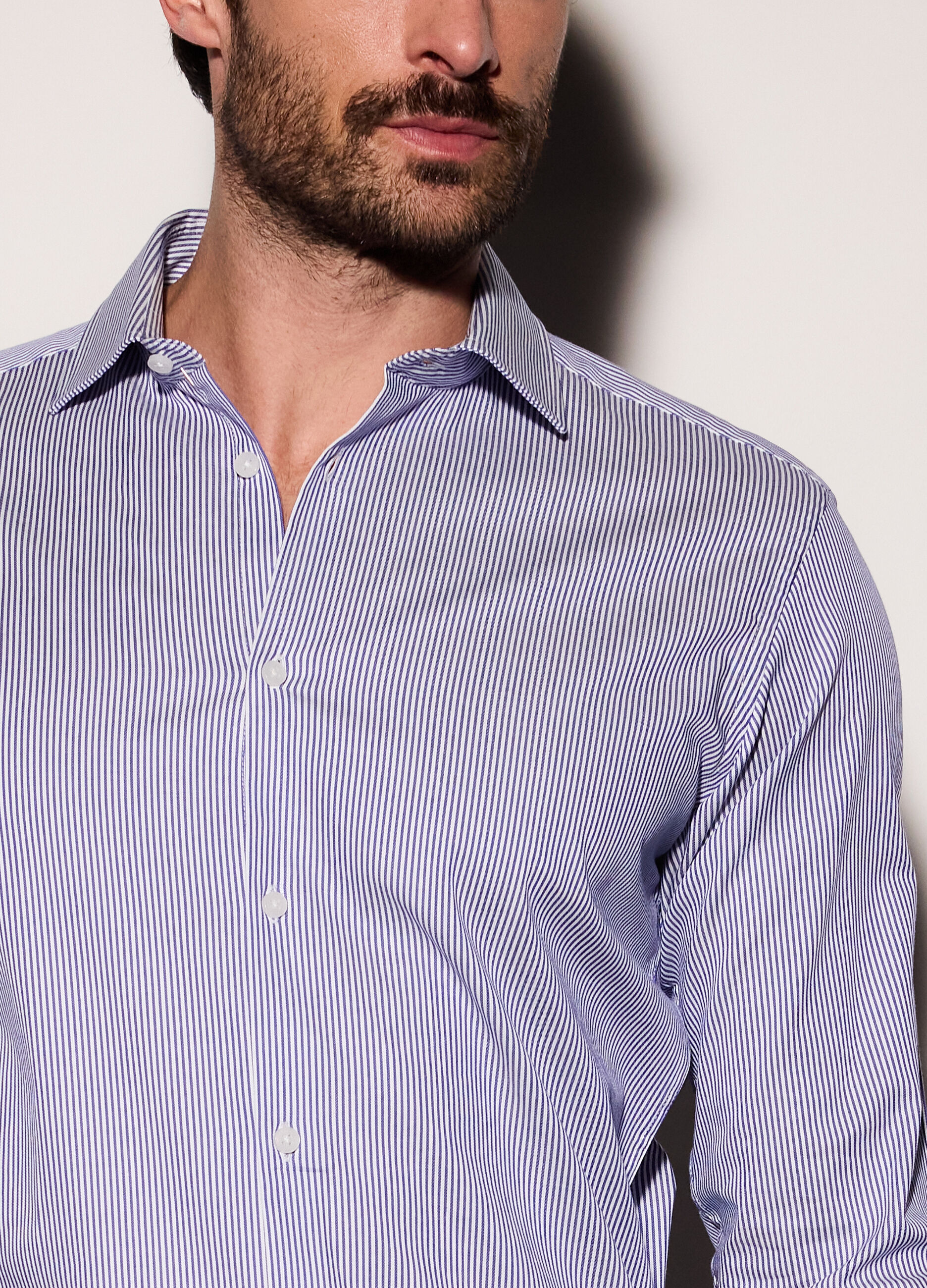 Camicia slim fit in cotone stretch a righe uomo_2
