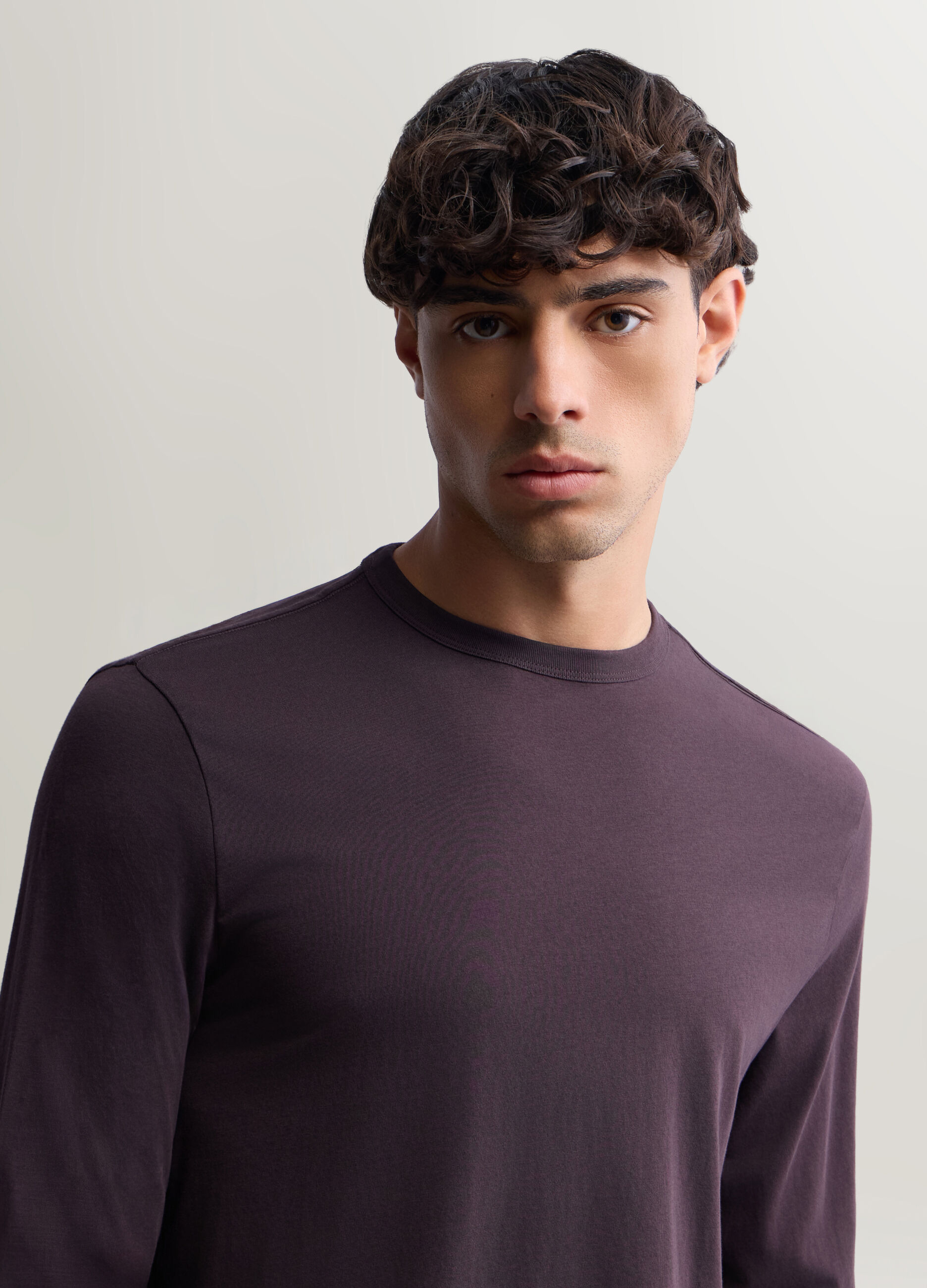 Maglia girocollo a maniche lunghe in cotone uomo_2
