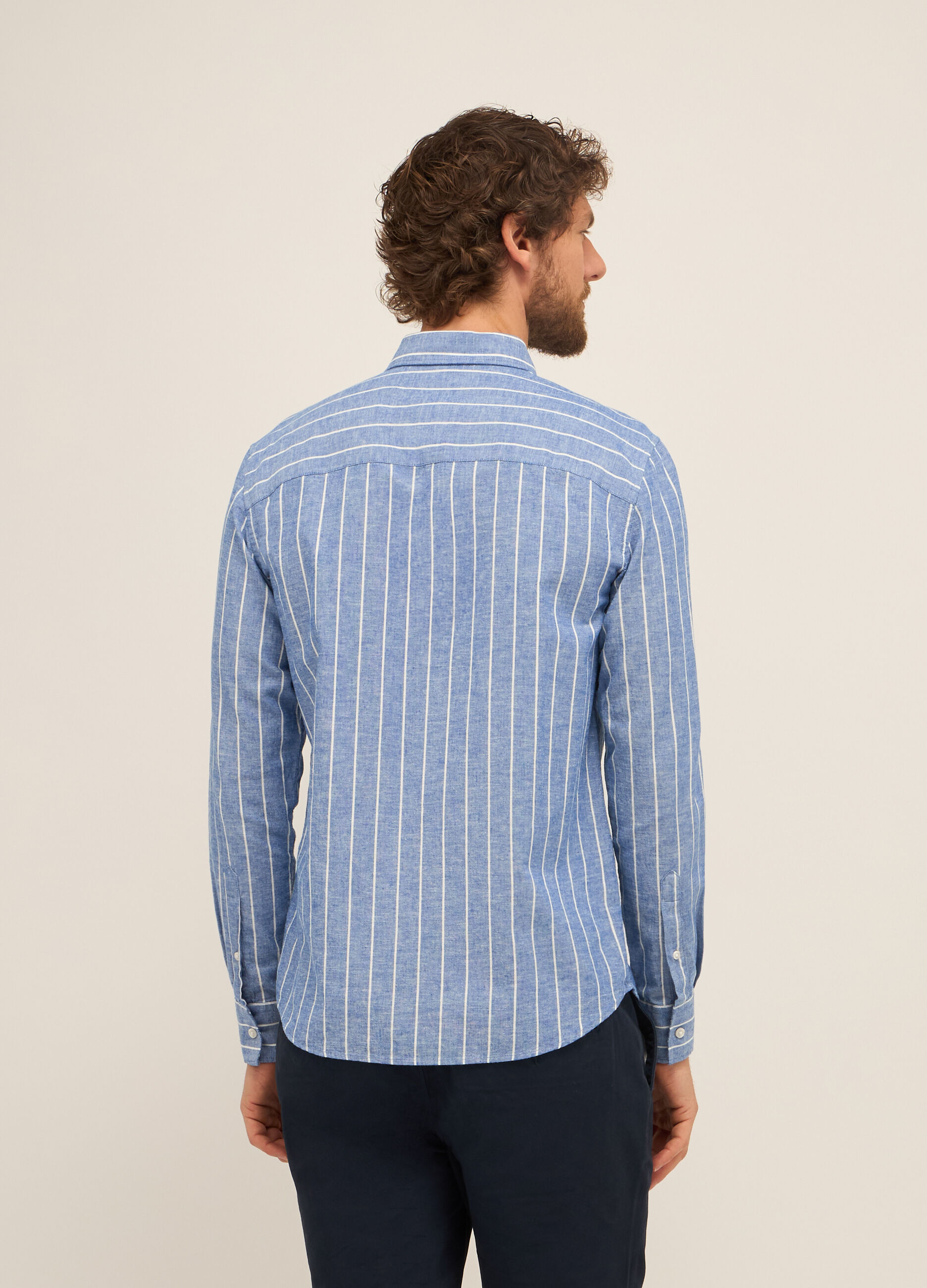 Camicia regular fit in cotone e lino a righe_1