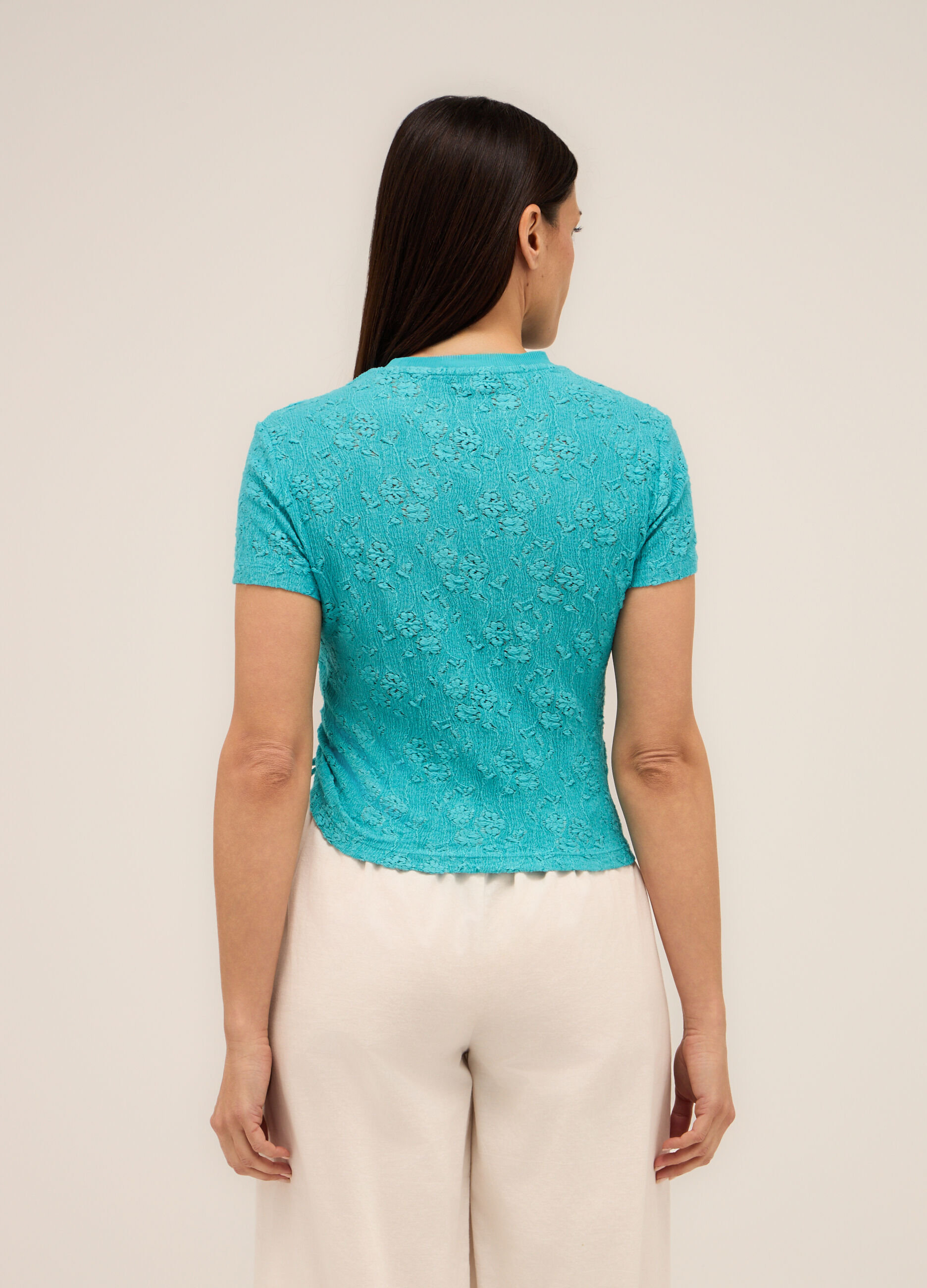 T-shirt lavorata con coulisse donna_1