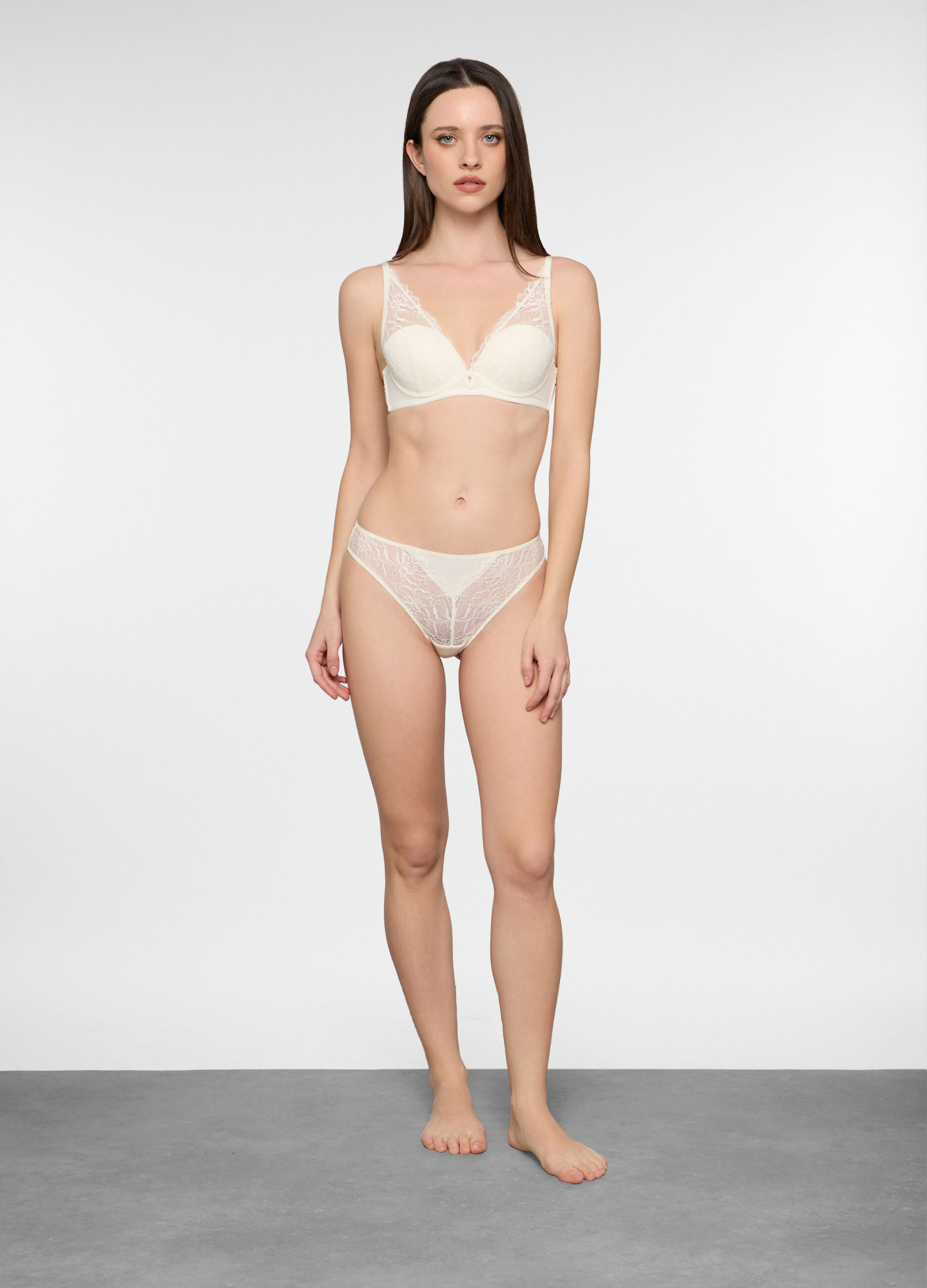 Reggiseno a balconcino in pizzo donna_0