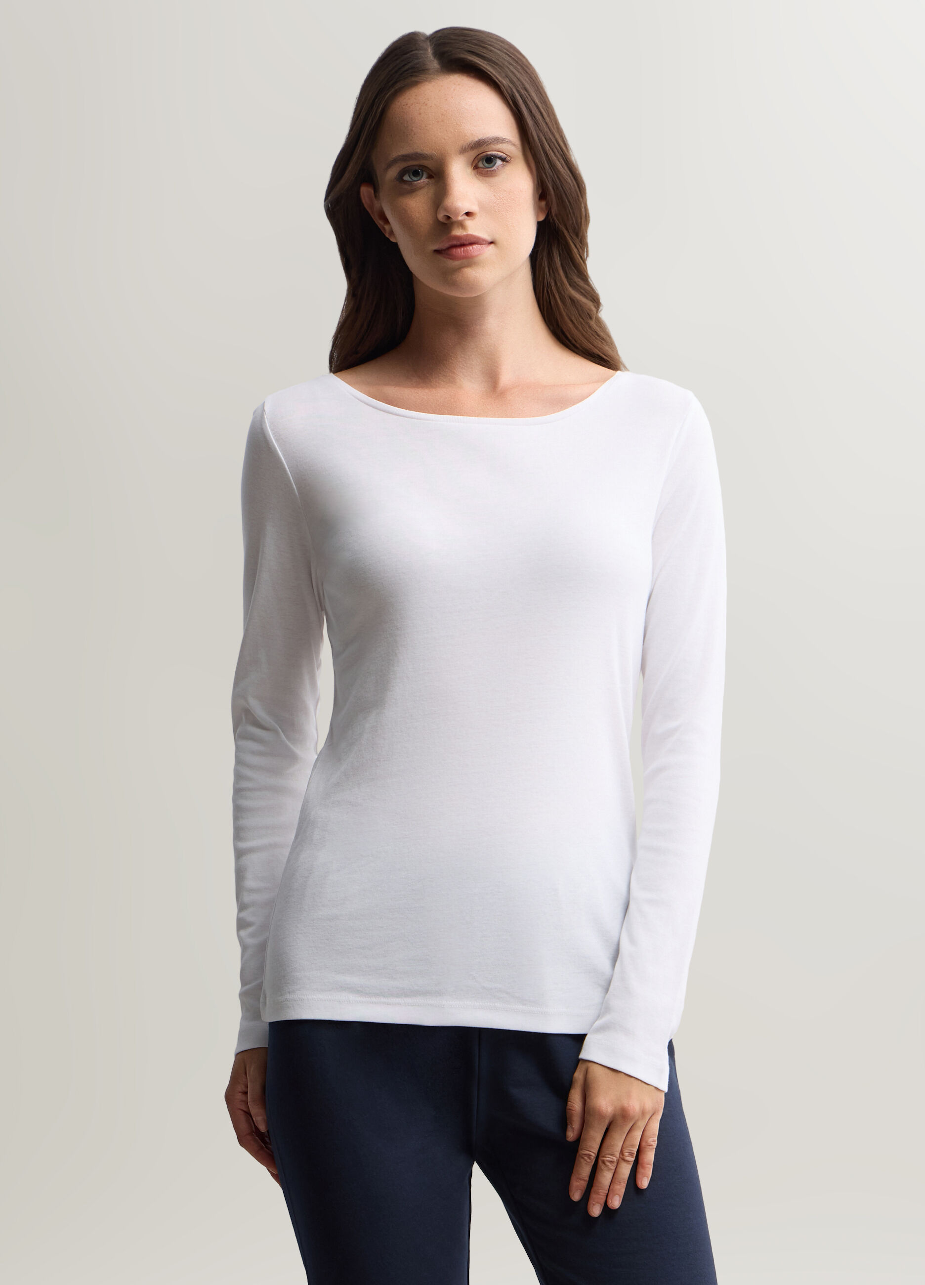 T-shirt con scollo a barchetta donna_0