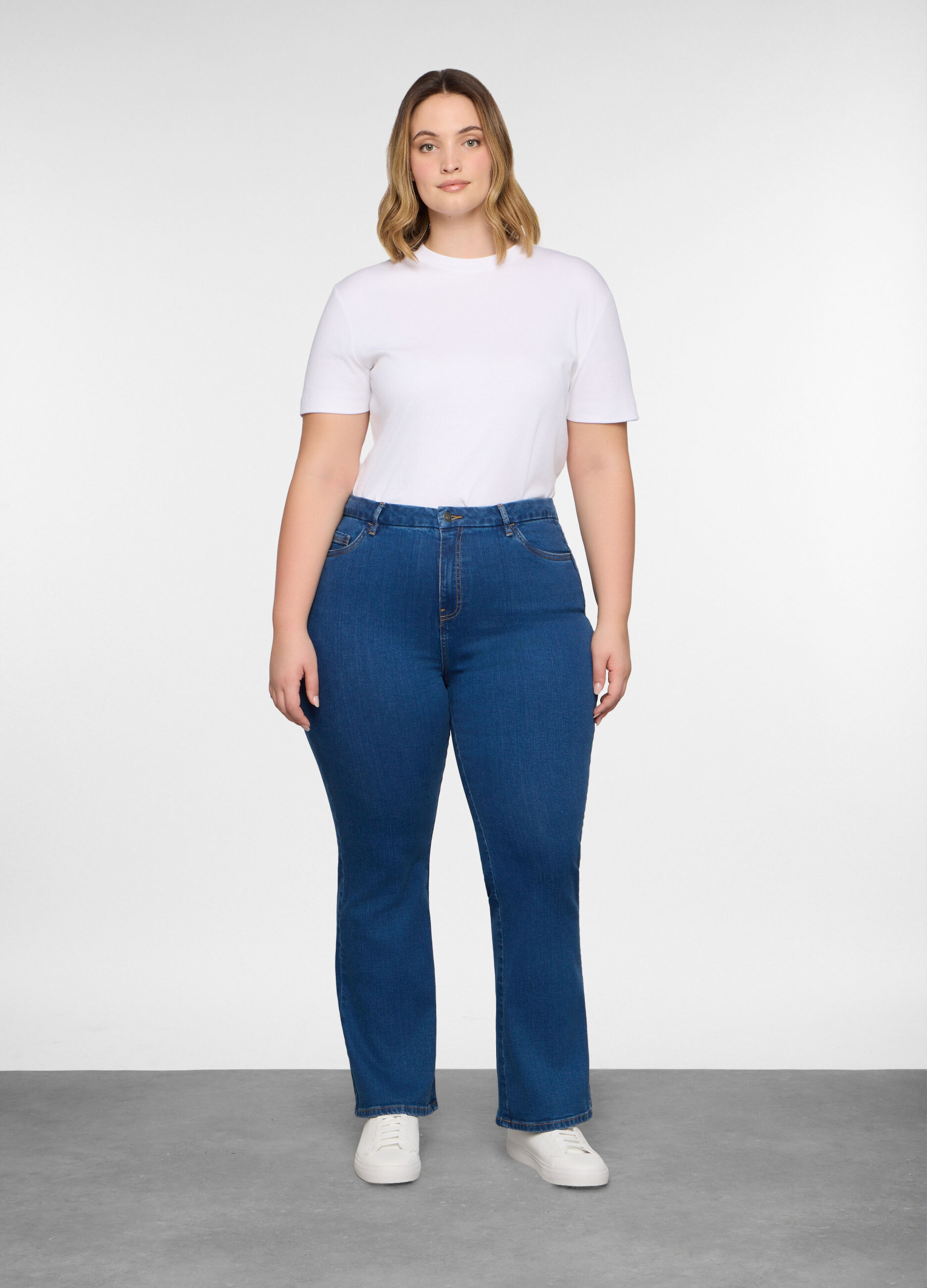 Pantaloni regular fit in comfort stretch denim donna curvy_0