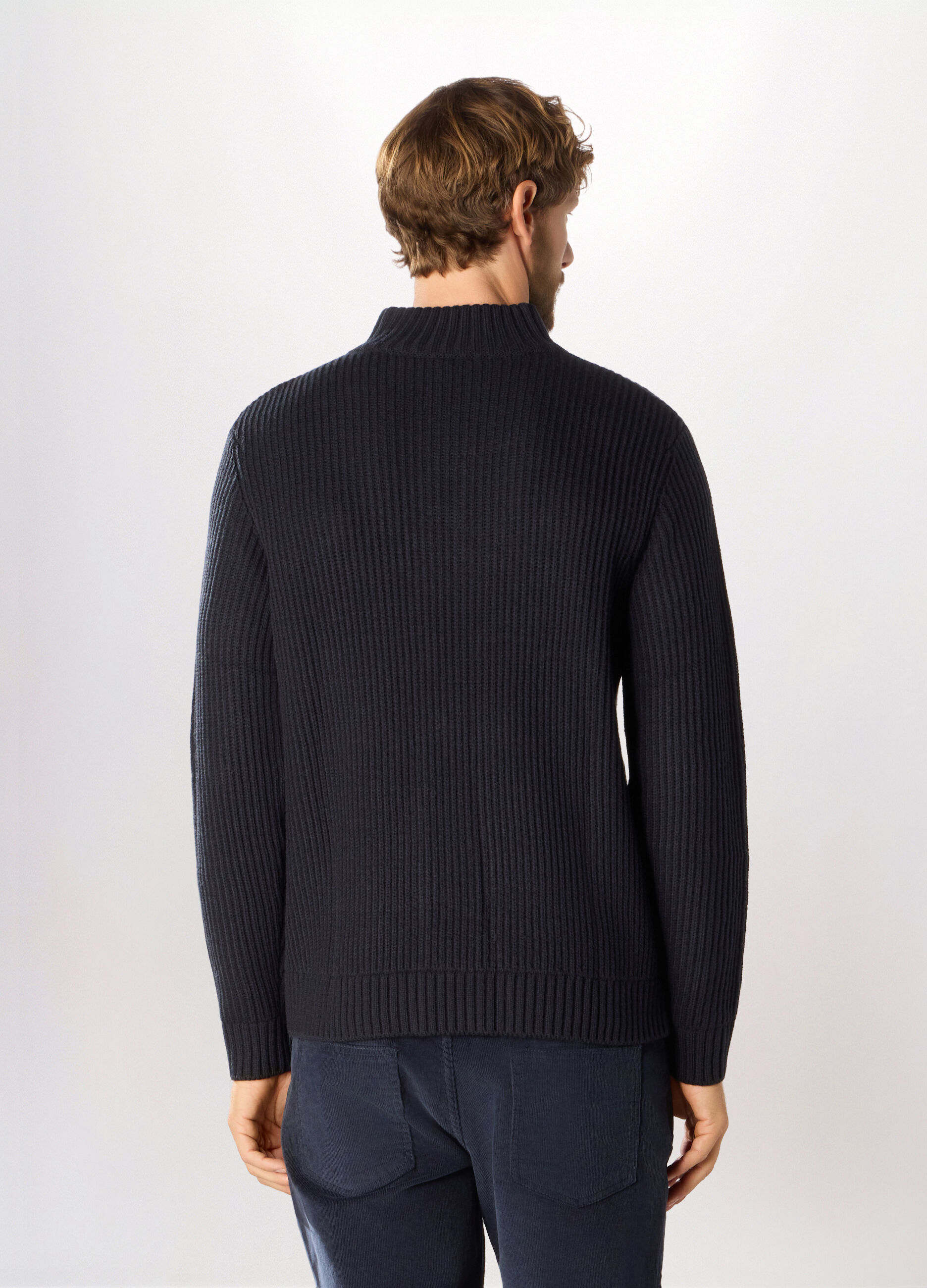 Cardigan a costa inglese con bottoni uomo_1