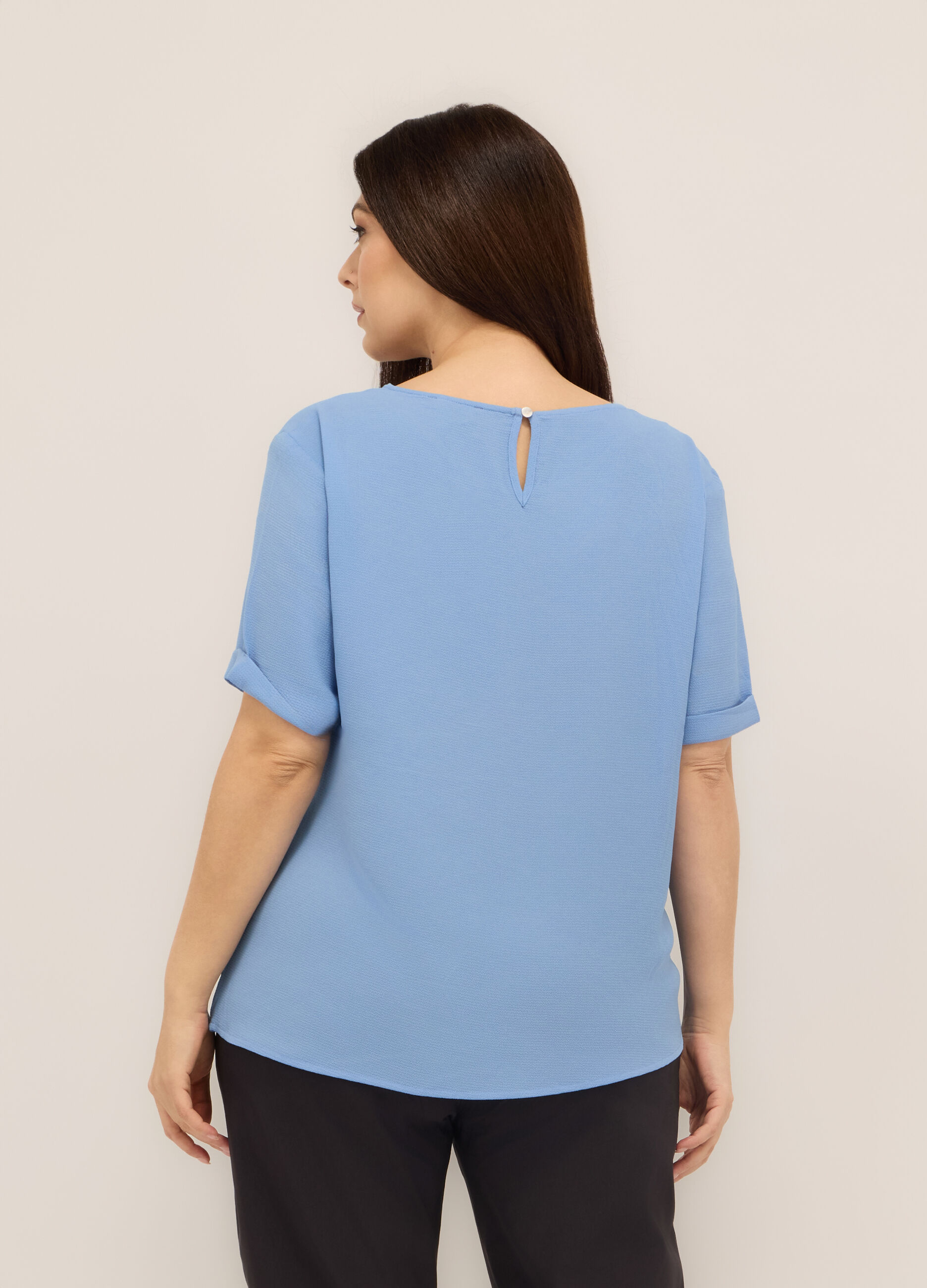 Blusa in tinta unita donna curvy_1