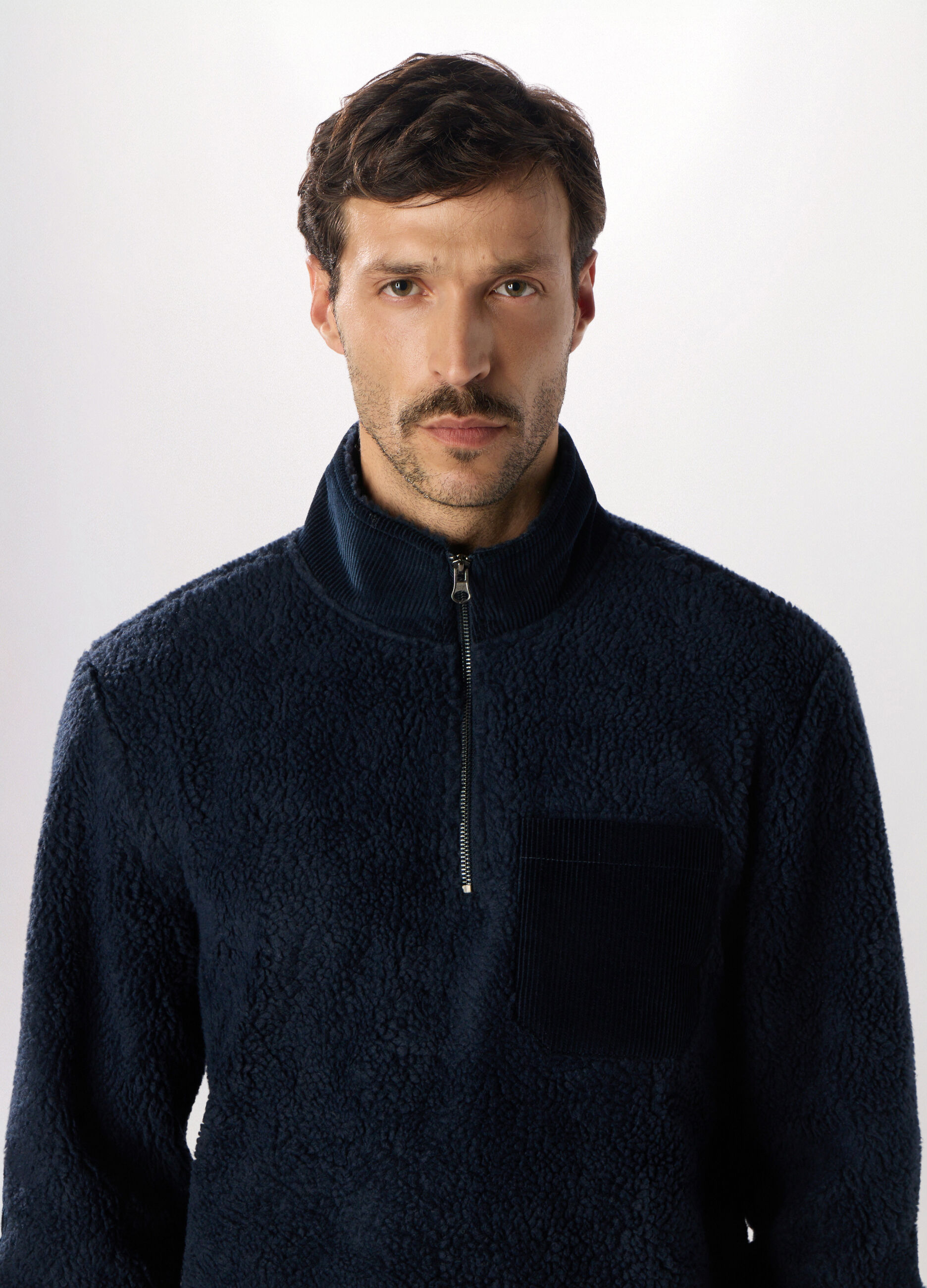Felpa in pile con zip uomo