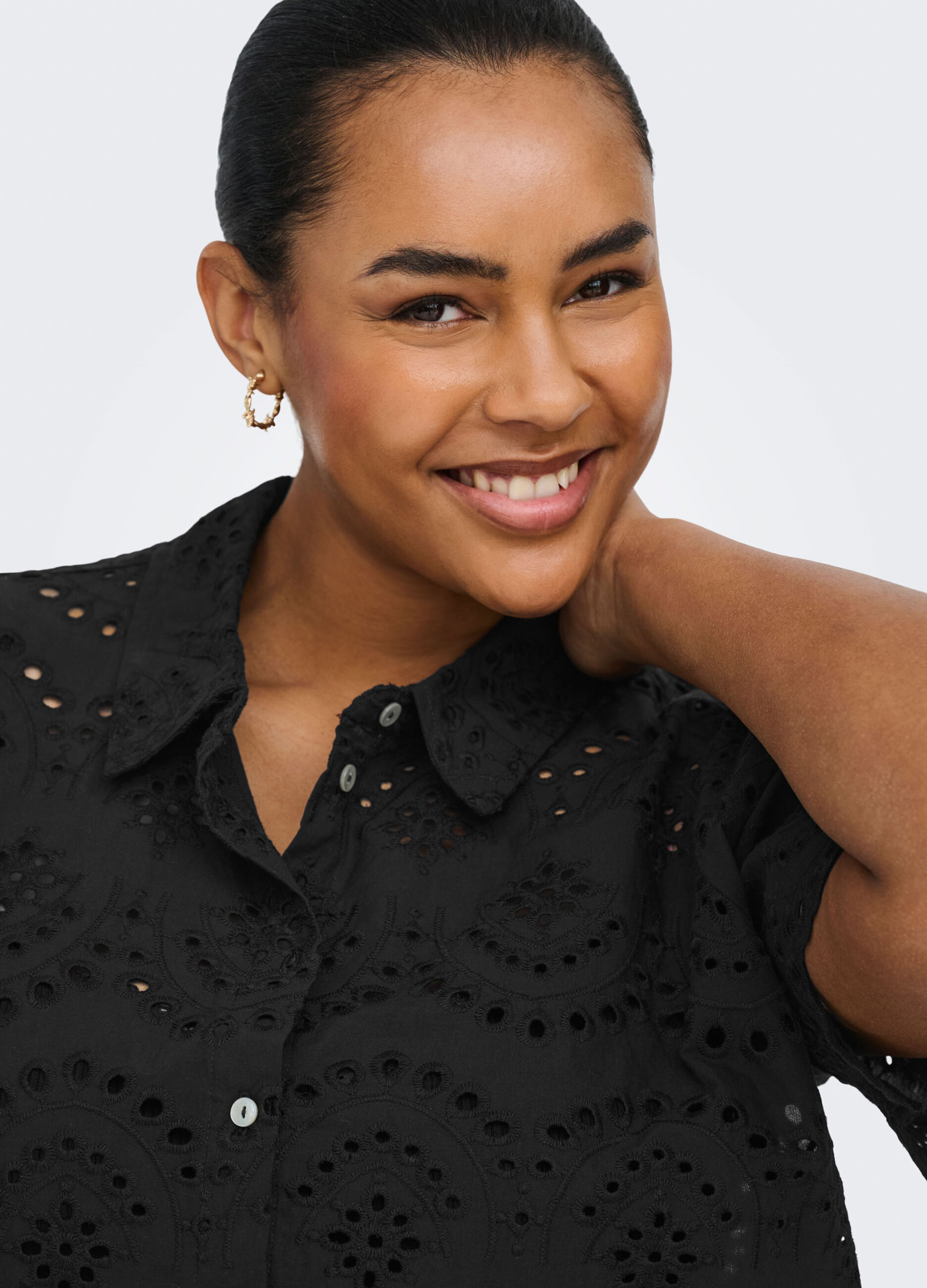 Camicia a maniche corte con maniche a sbuffo_4