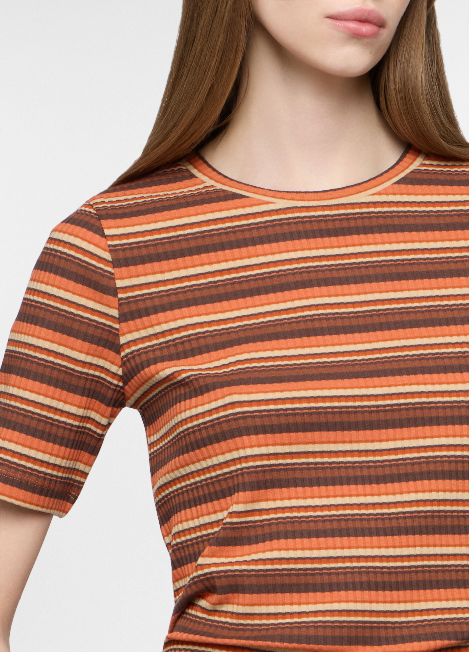 T-shirt girocollo fitted donna_2