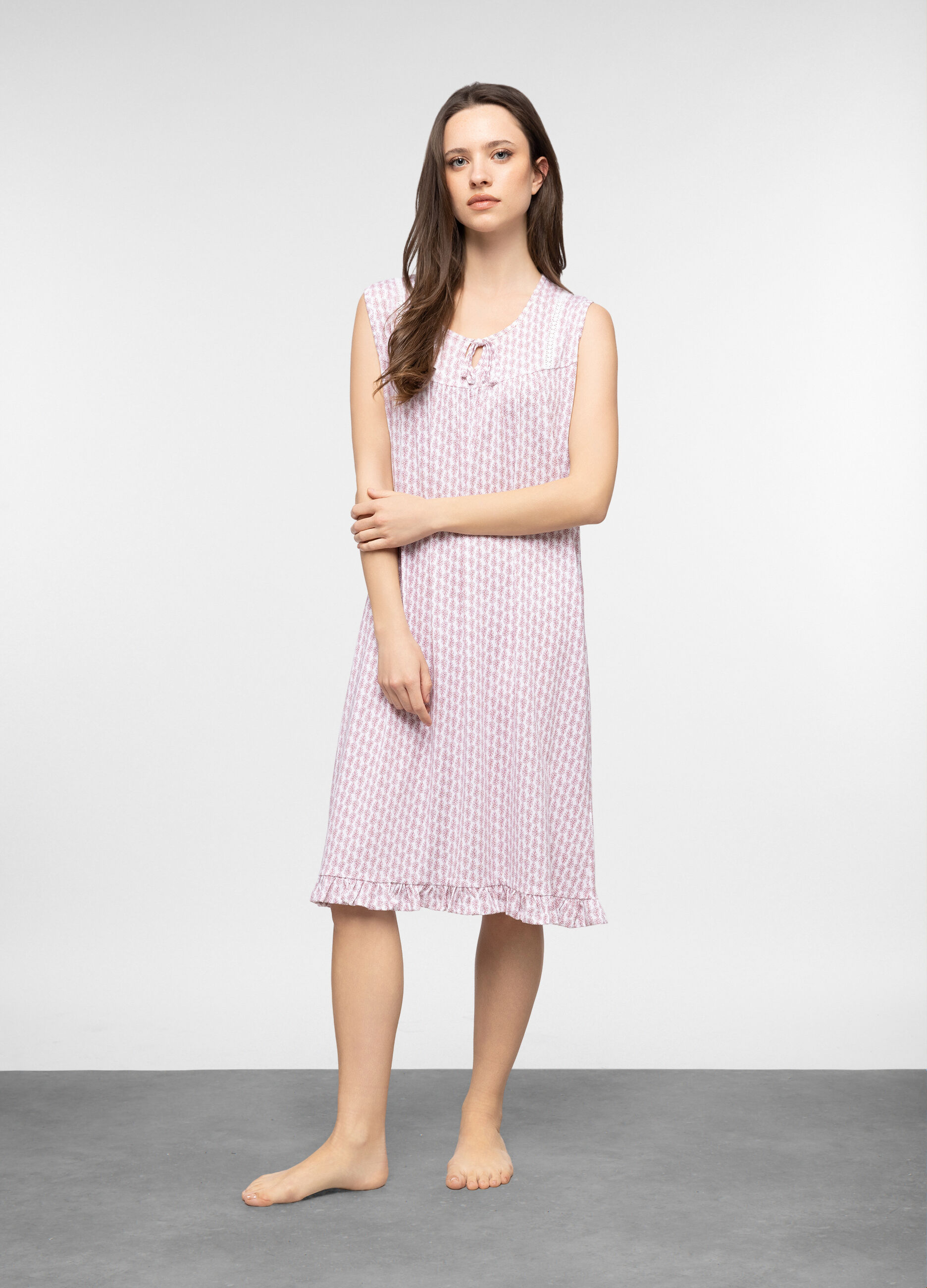 Camicia da notte smanicata in puro cotone donna_0