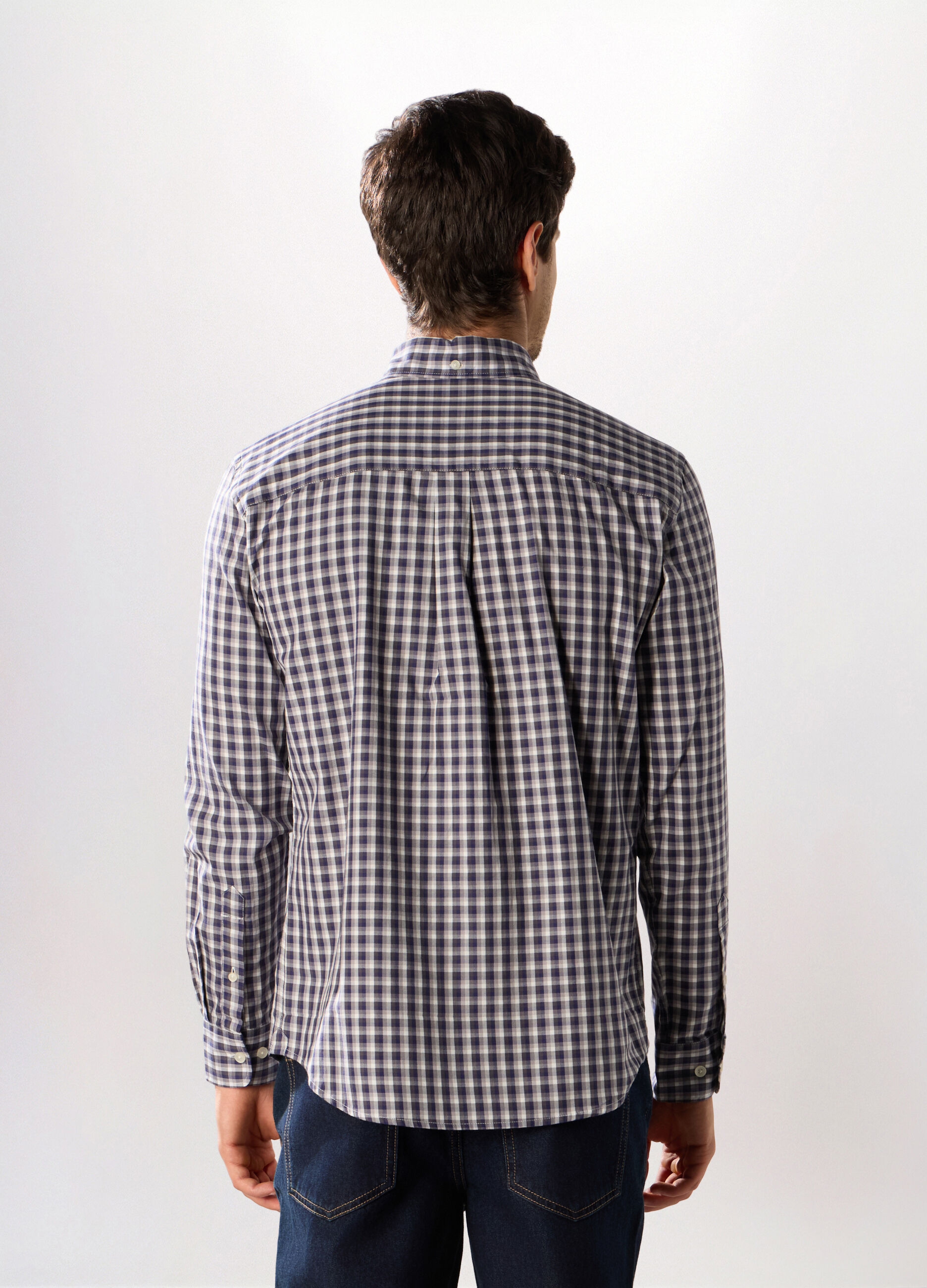 Camicia regular button-down a quadretti uomo_1
