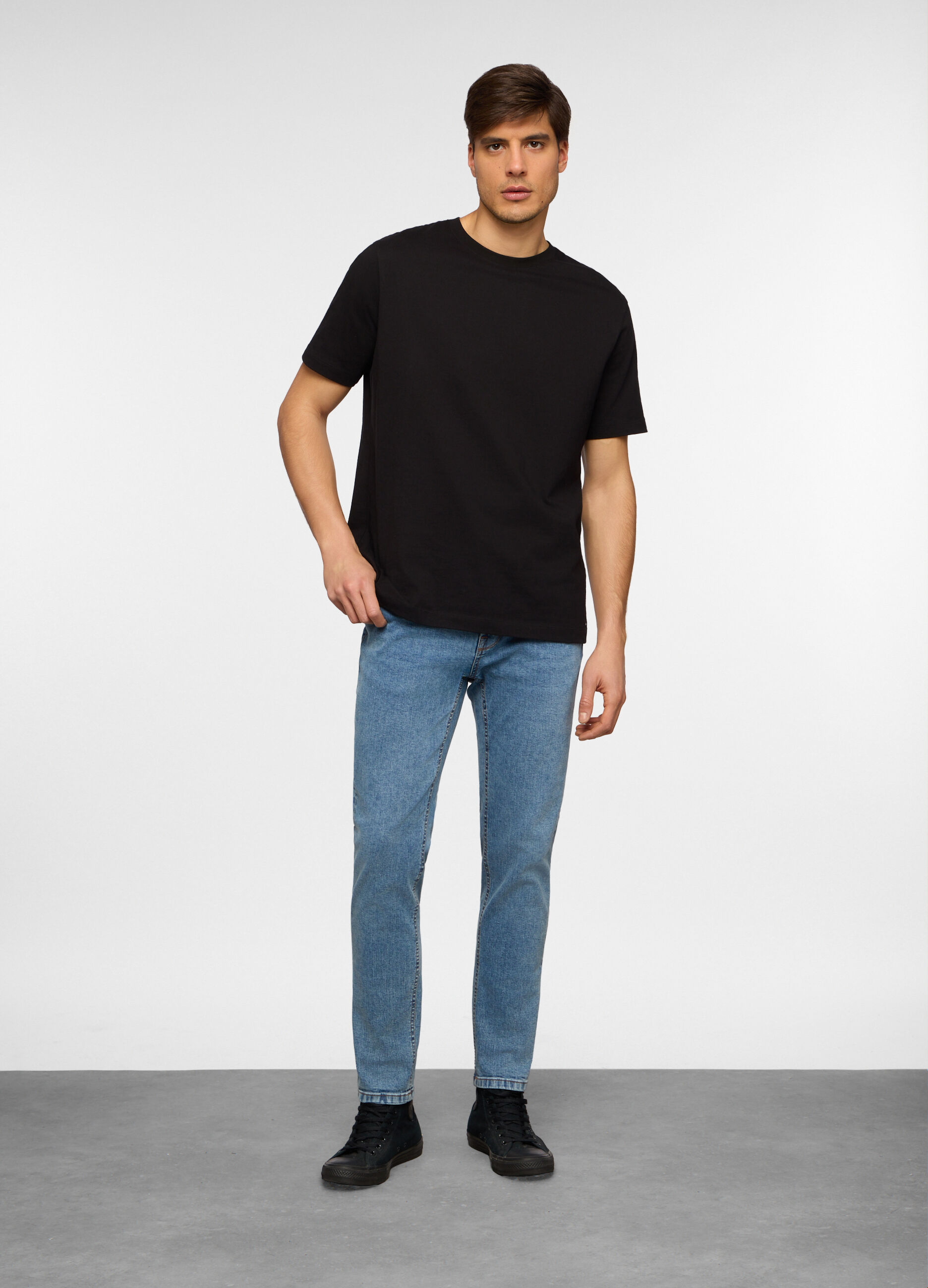 Jeans 5 tasche skinny fit in denim uomo_0