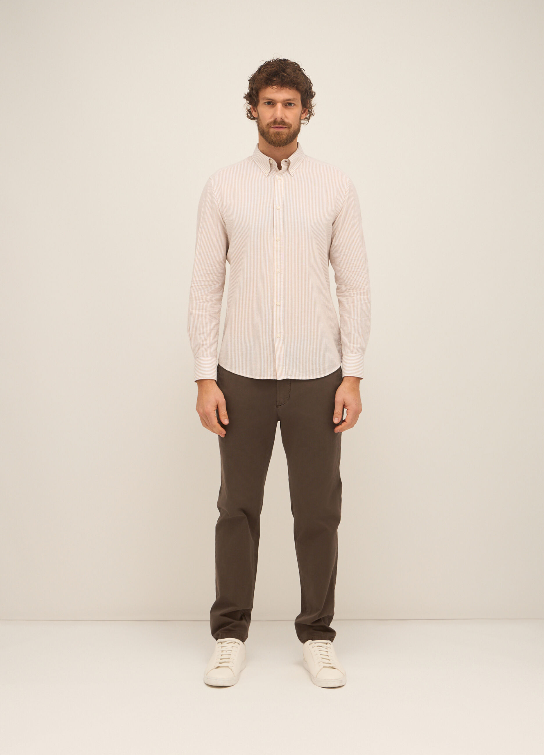 Pantaloni chino in cotone stretch uomo_0