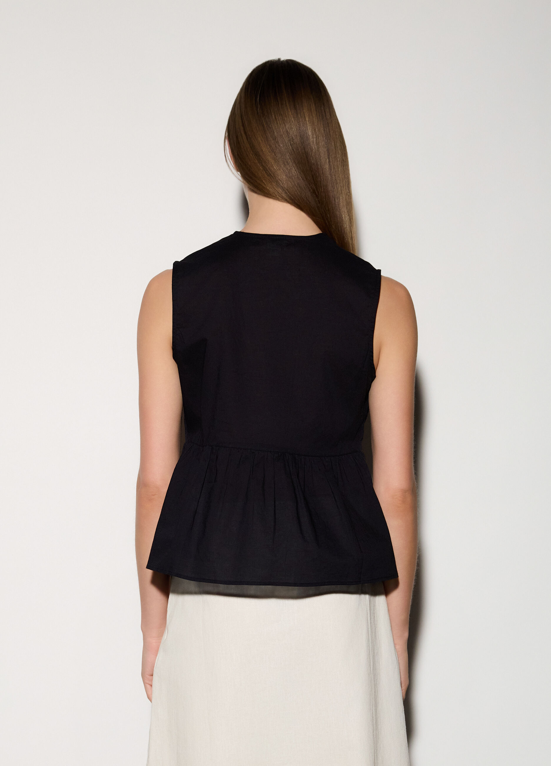 Camicia smanicata con ricami donna_2