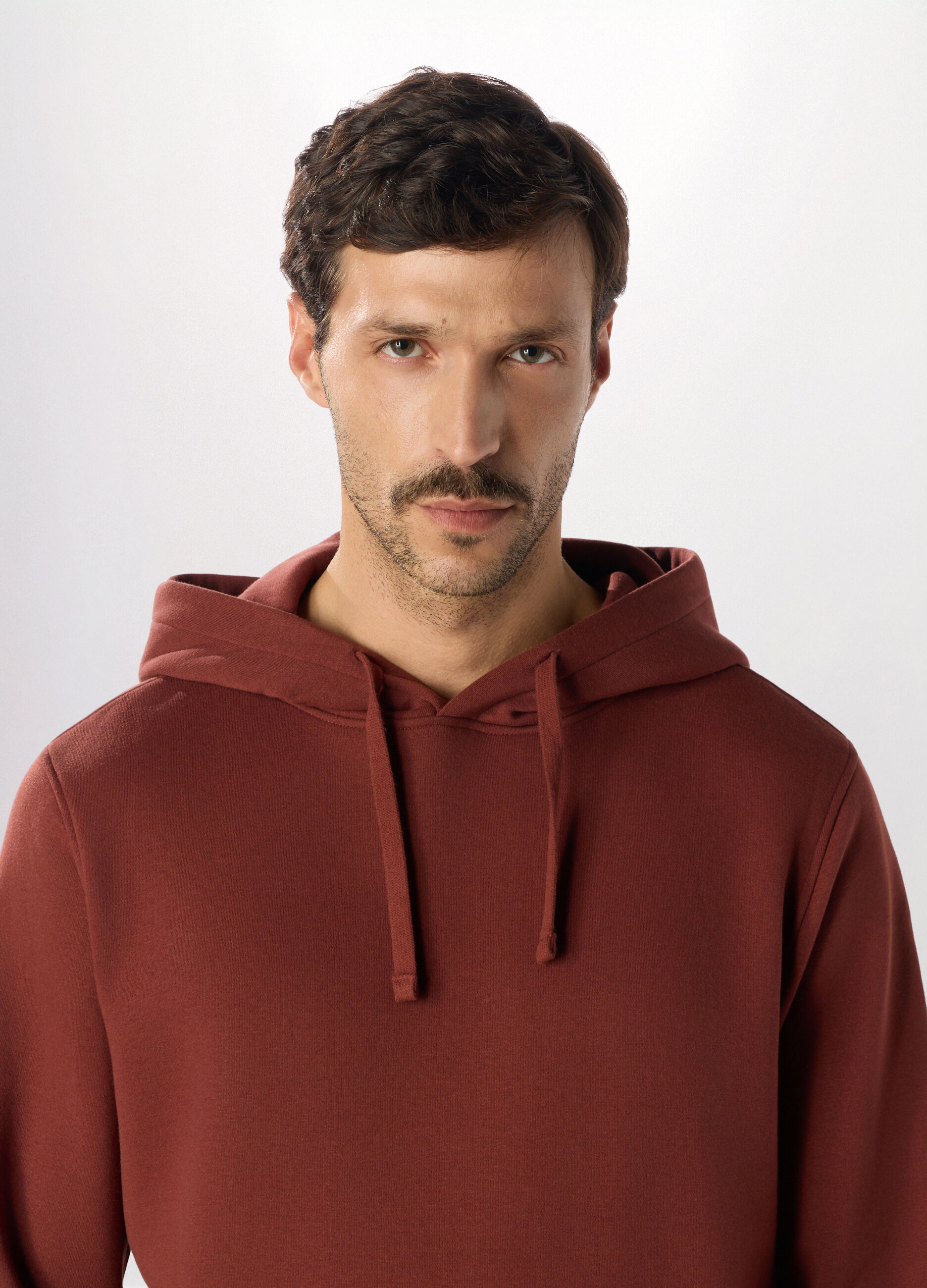 Felpa con cappuccio in misto cotone uomo_2