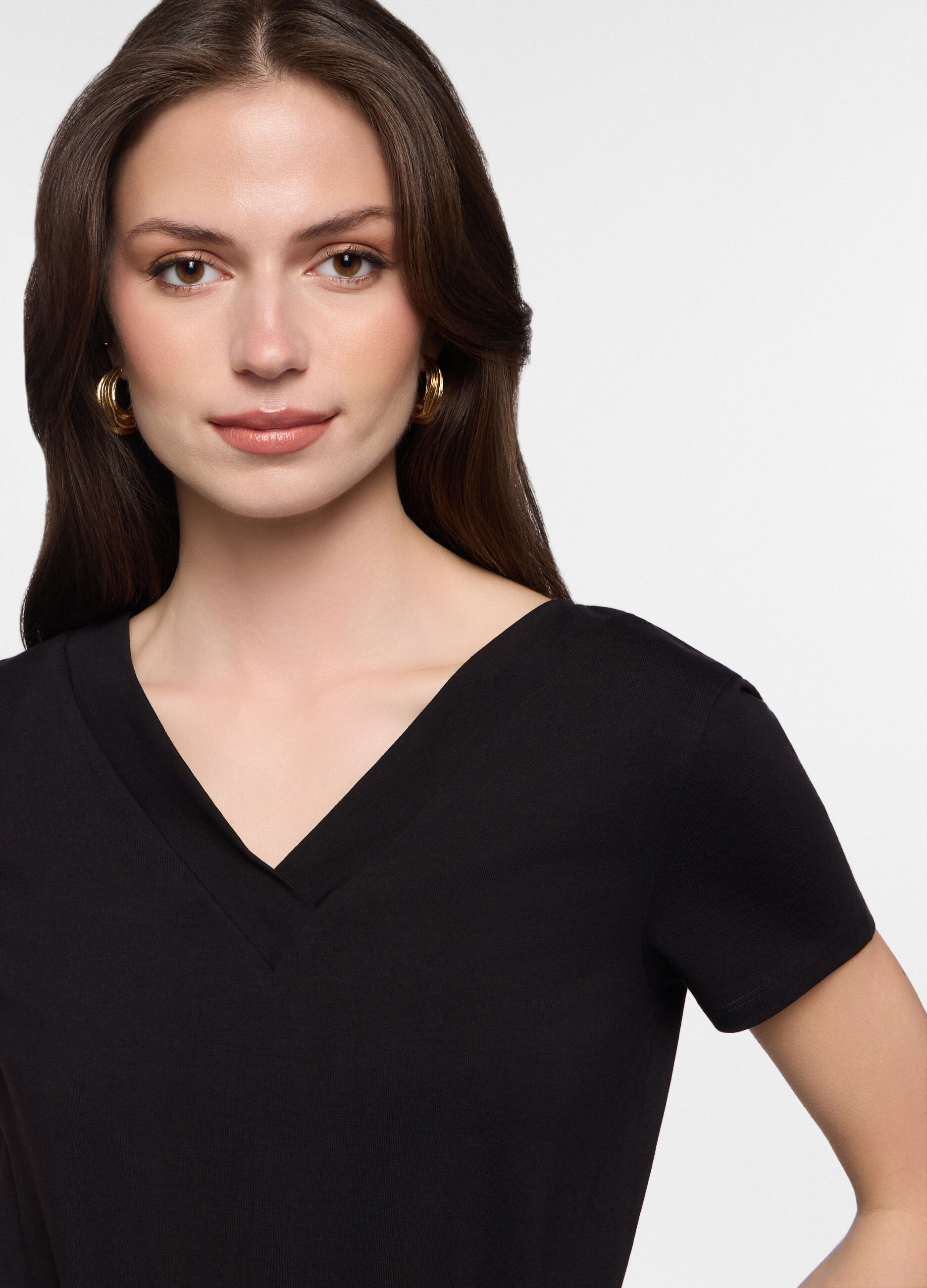 T-shirt fit slim con scollo a V stretch donna_2