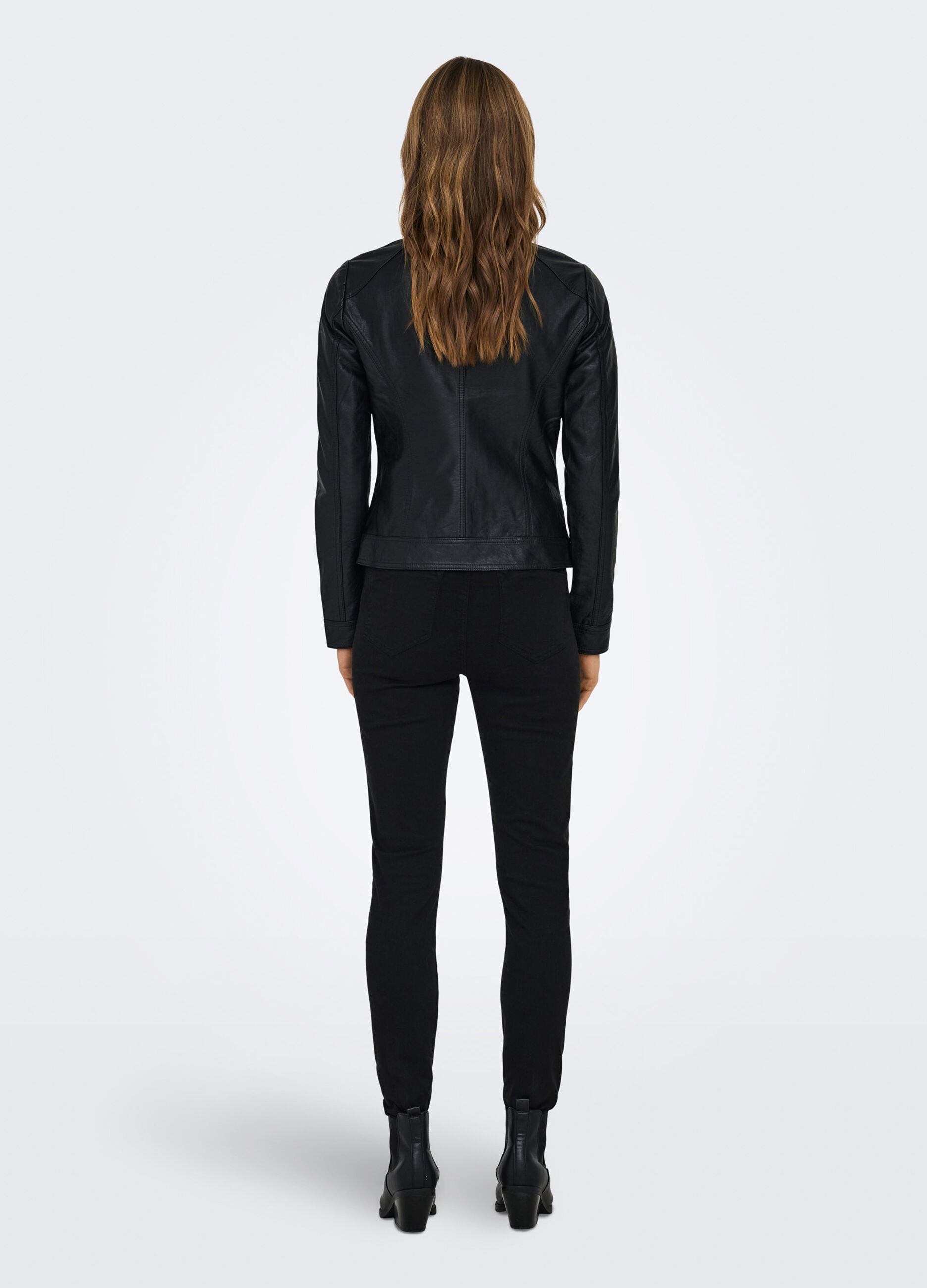 Giacca in eco pelle donna_1