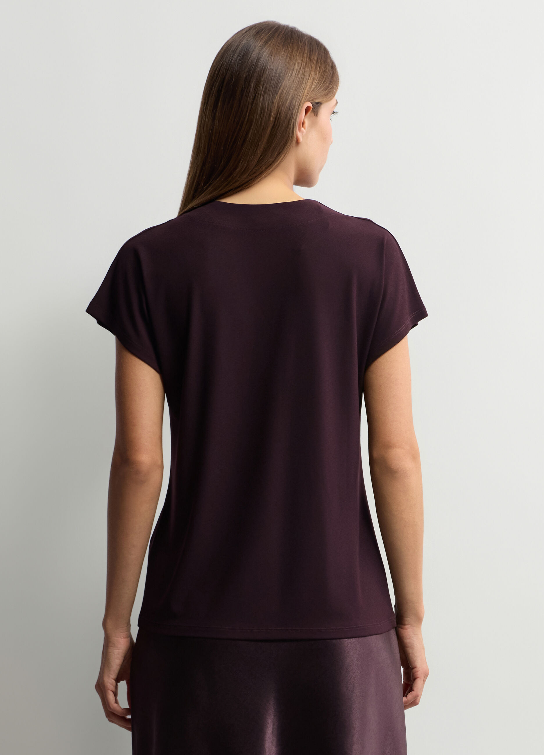 T-shirt con scollo a V stretch donna_1