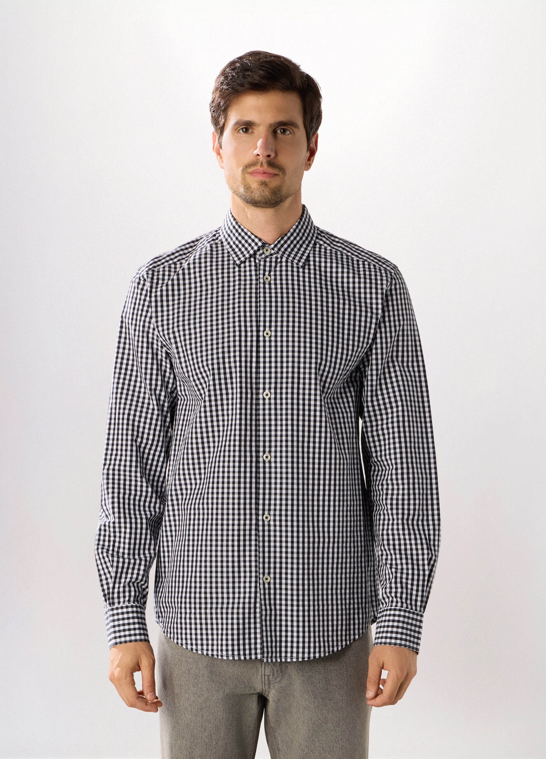 Camicia regular fit in cotone a quadretti uomo