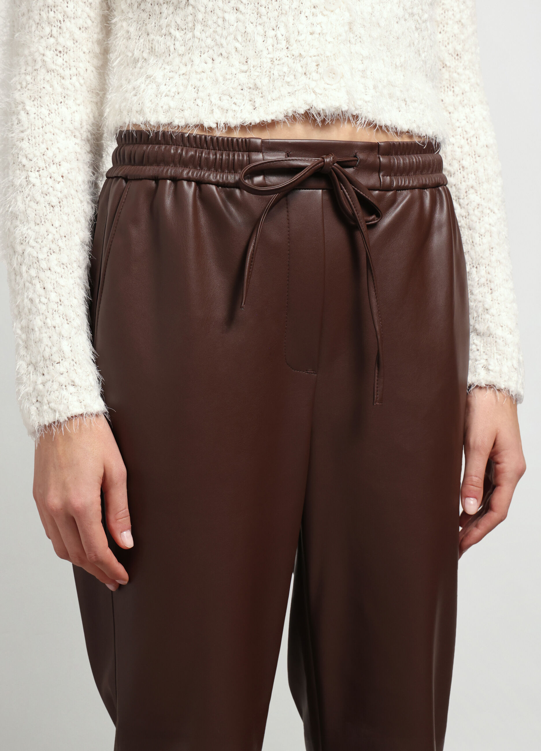 Jogger in eco pelle donna_2