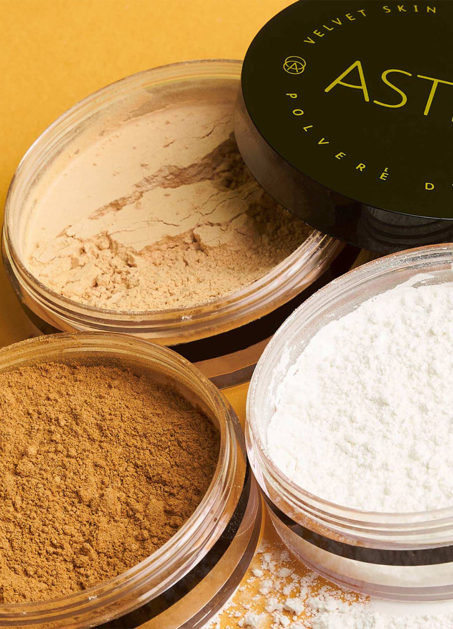 Velvet Skin Loose Powder - Astra Make-Up_1