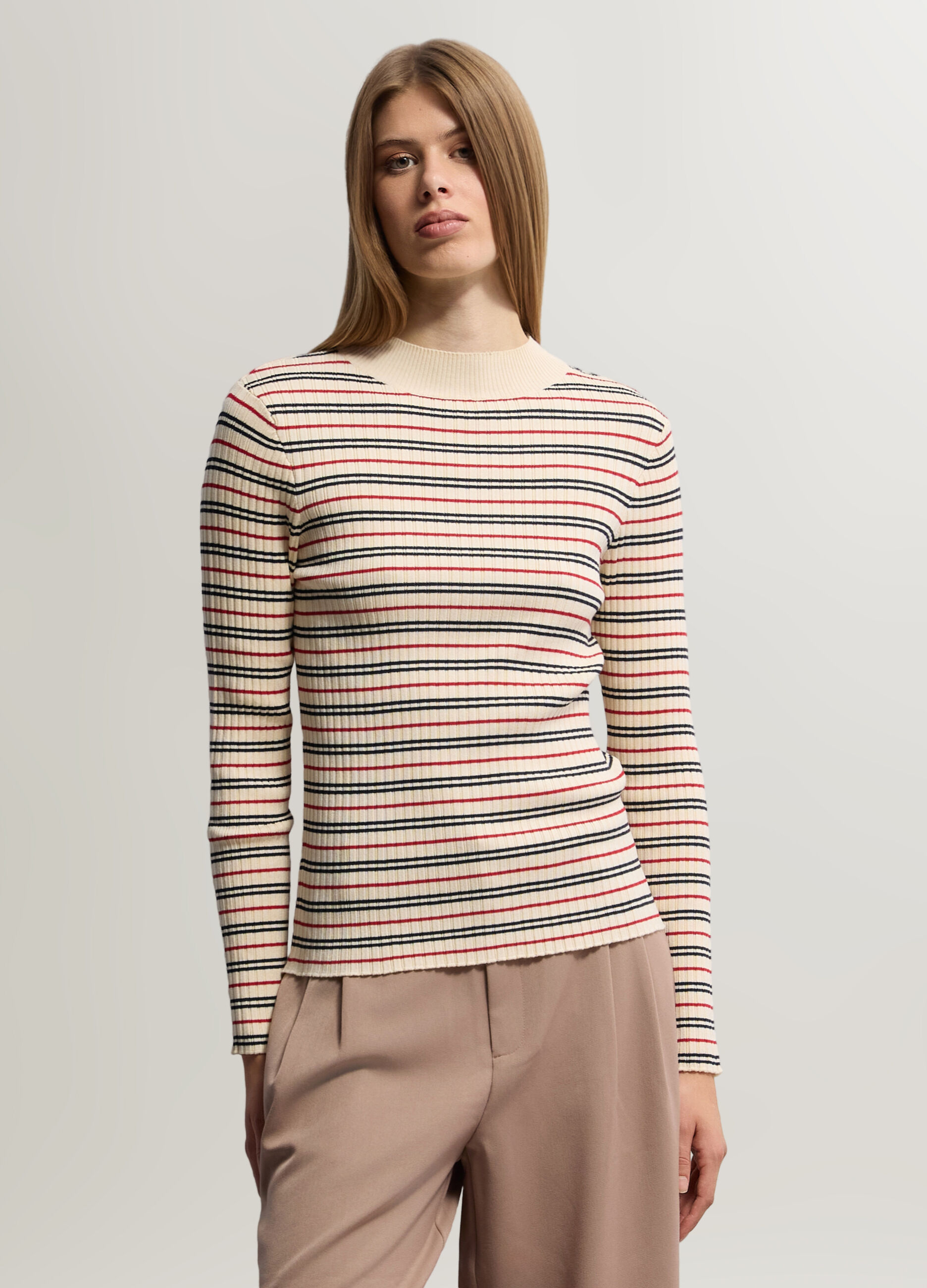 Maglia girocollo in costina donna_0