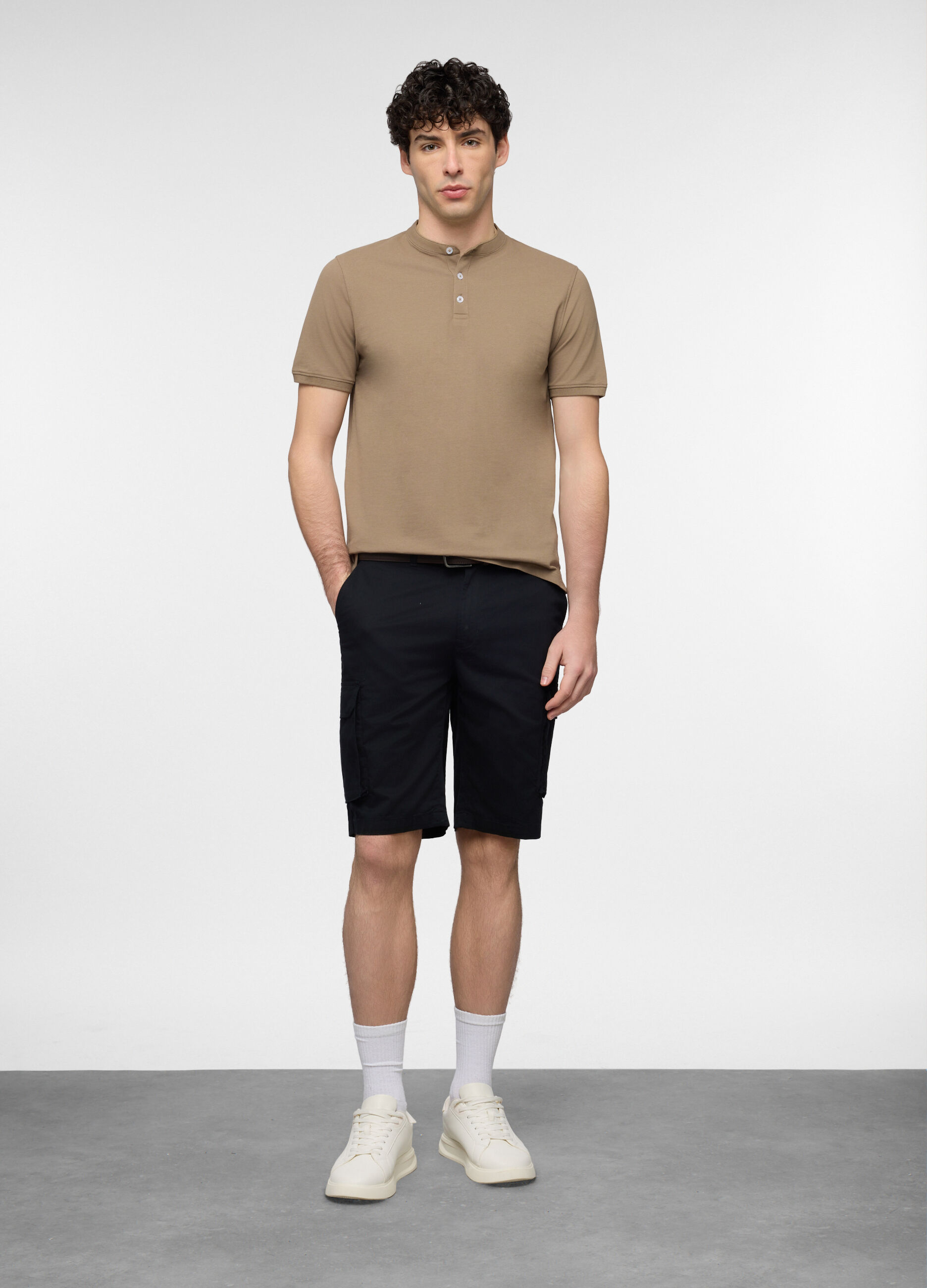Bermuda cargo in twill di cotone uomo_0