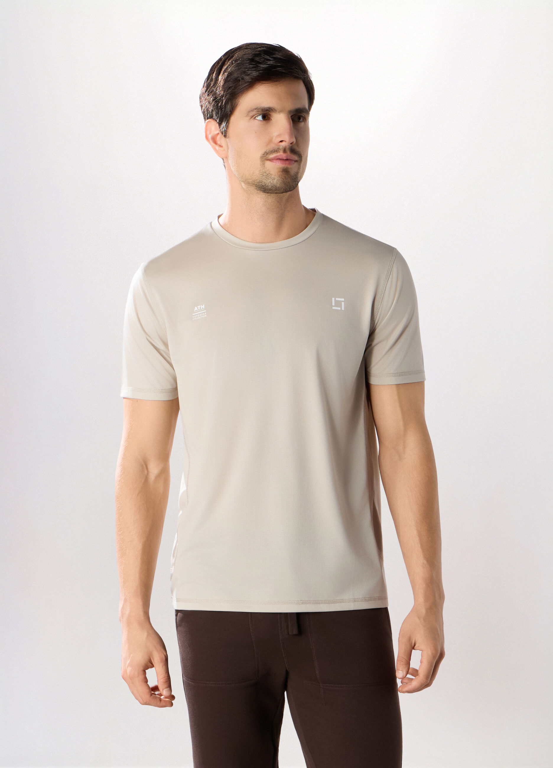 T-shirt sportiva tinta unita uomo_0