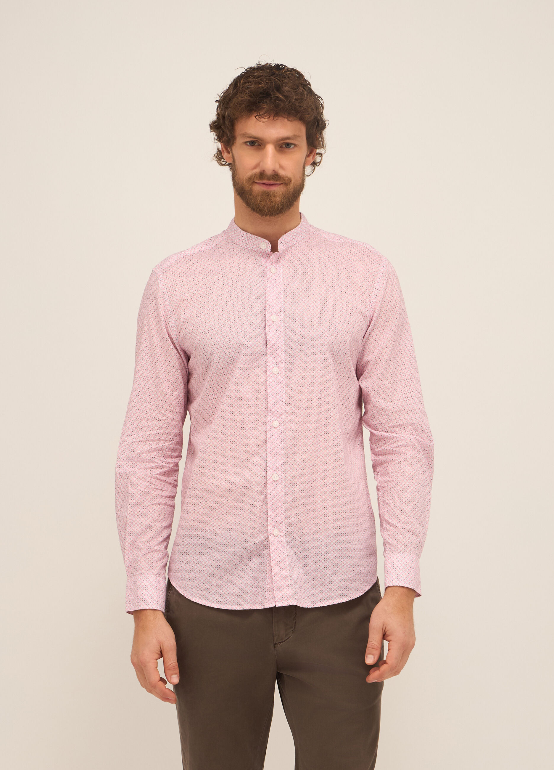 Camicia con collo alla coreana in cotone a fiore_0