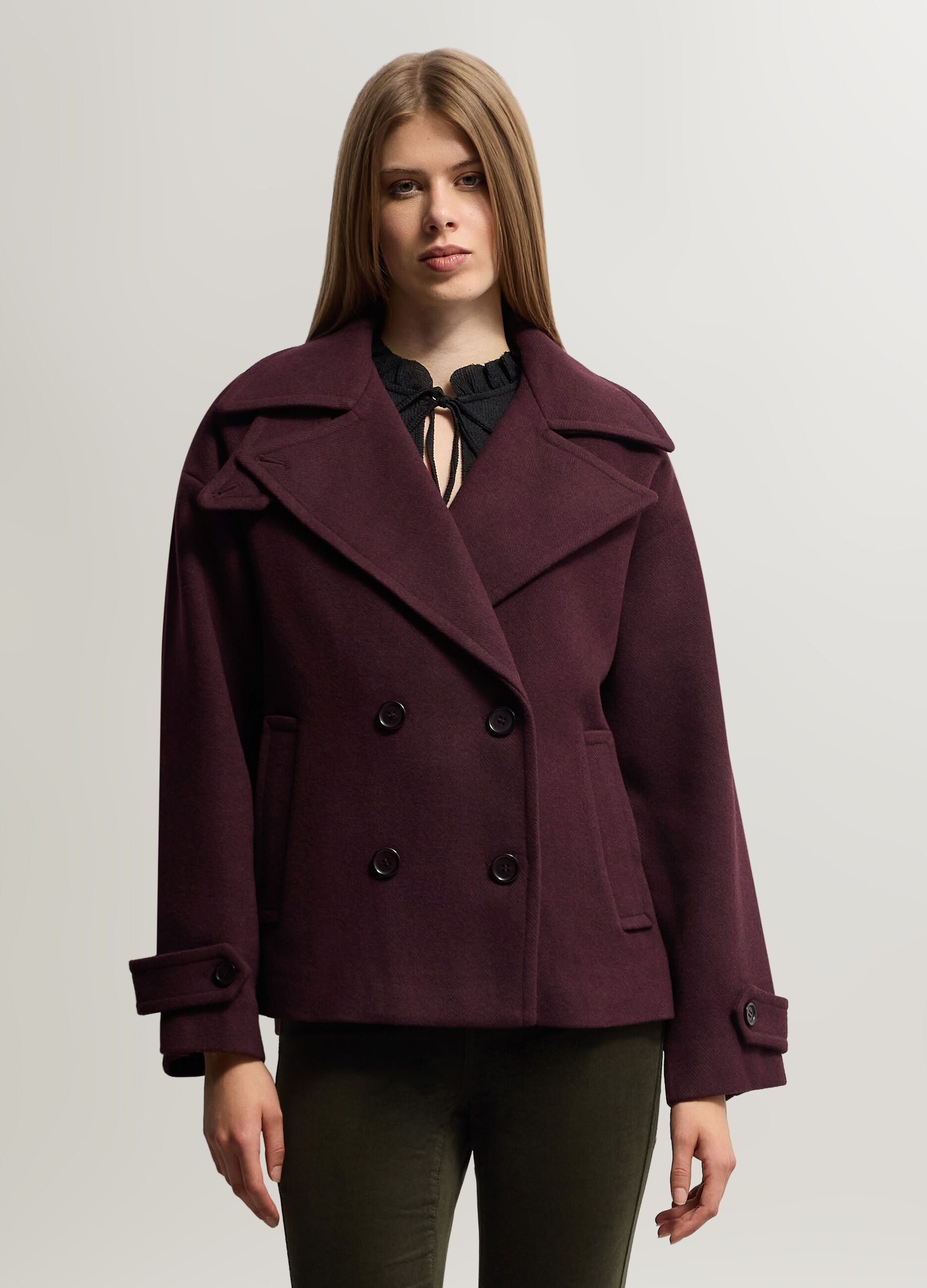 Cappotto corto doppiopetto con collo reverse misto lana donna_0