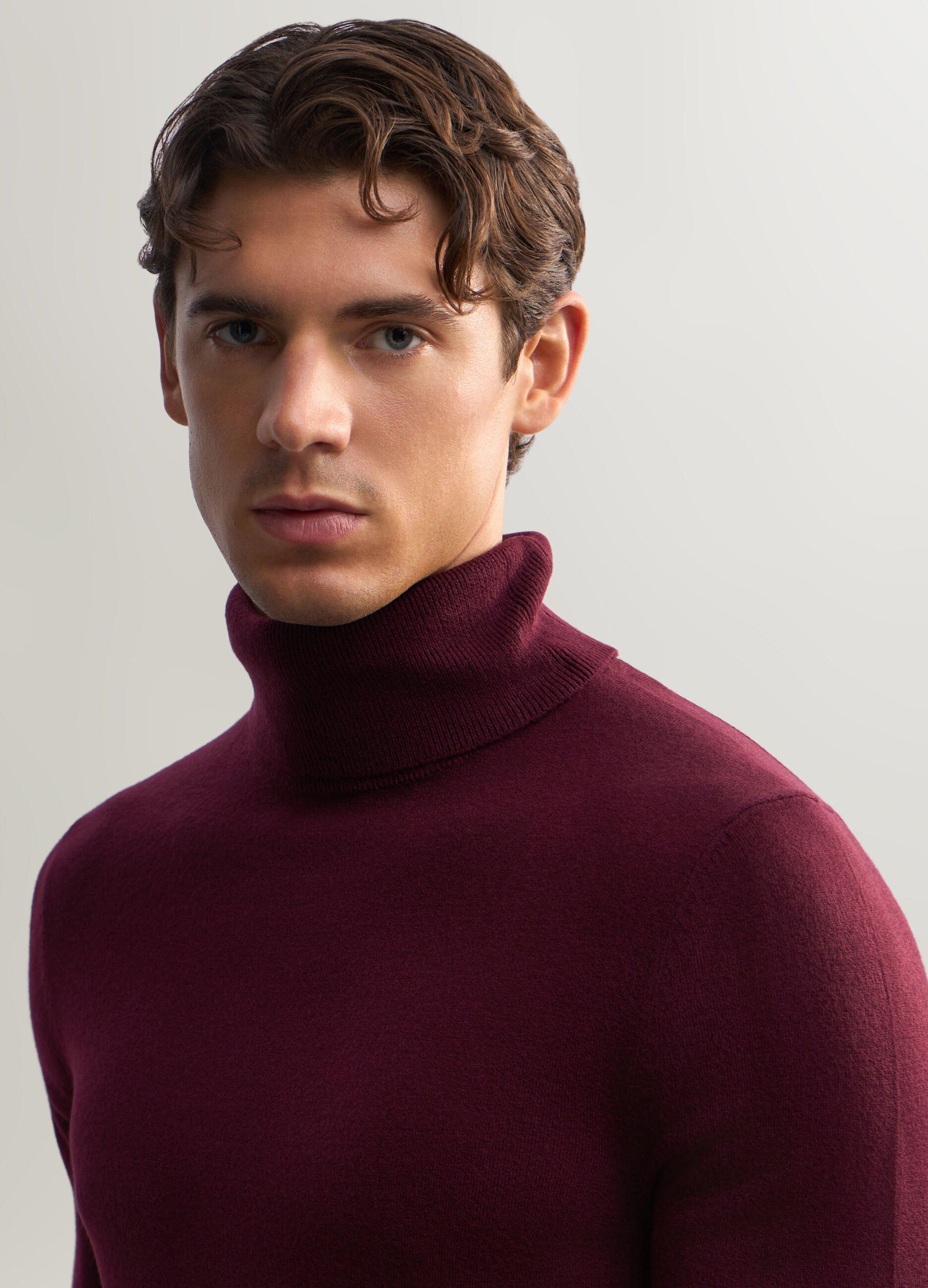 Maglione collo alto slim fit uomo_2