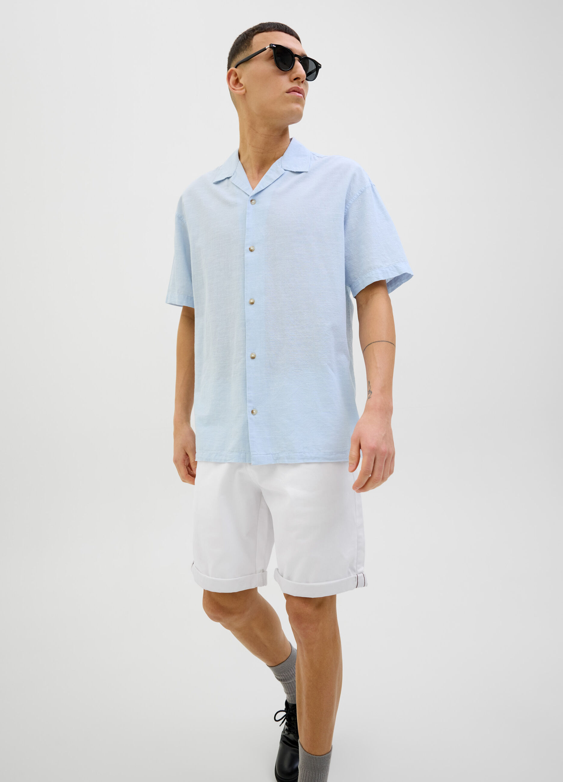 Bermuda slim fit in cotone uomo_3