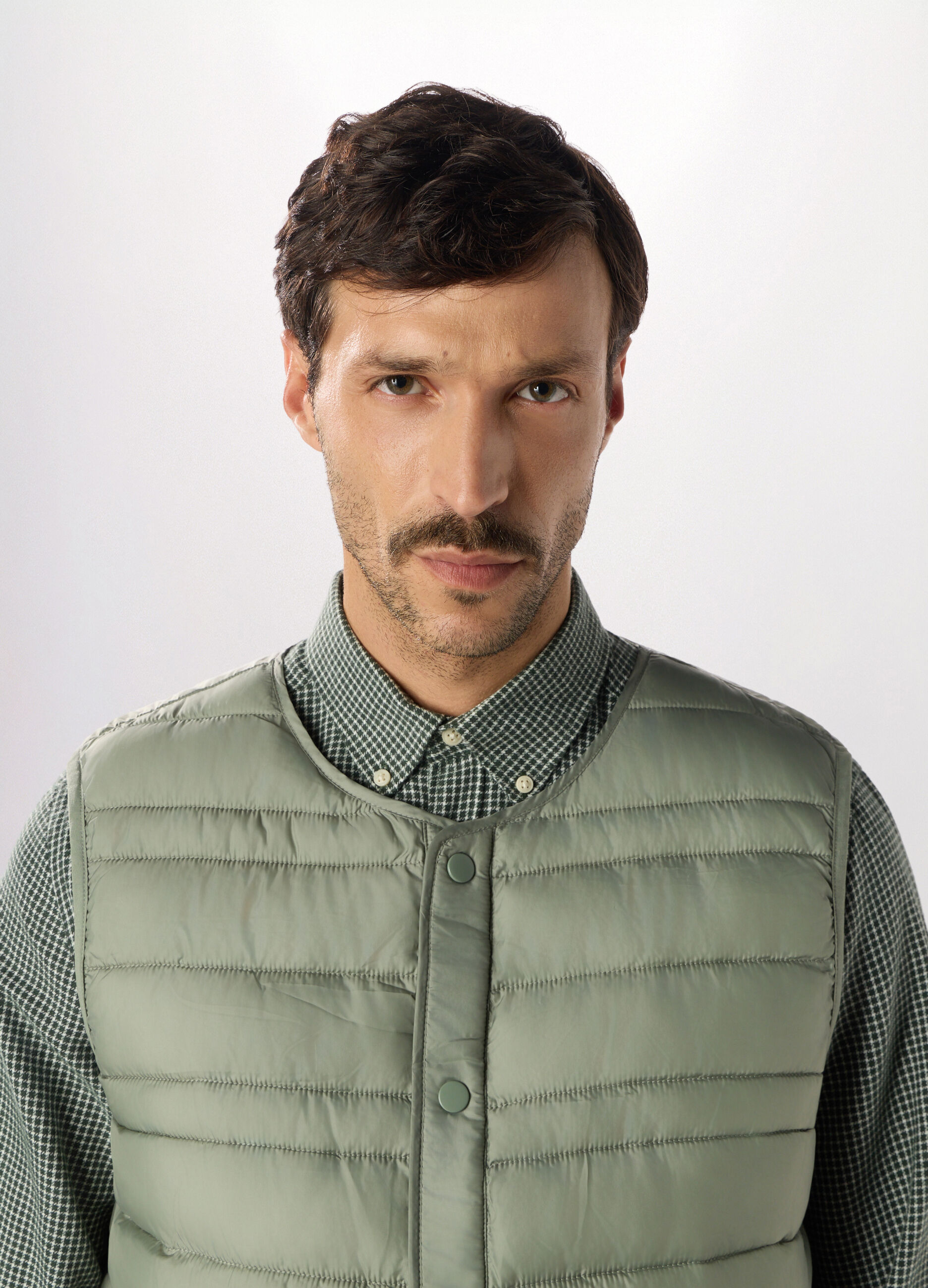 Gilet trapuntato e imbottito uomo_2