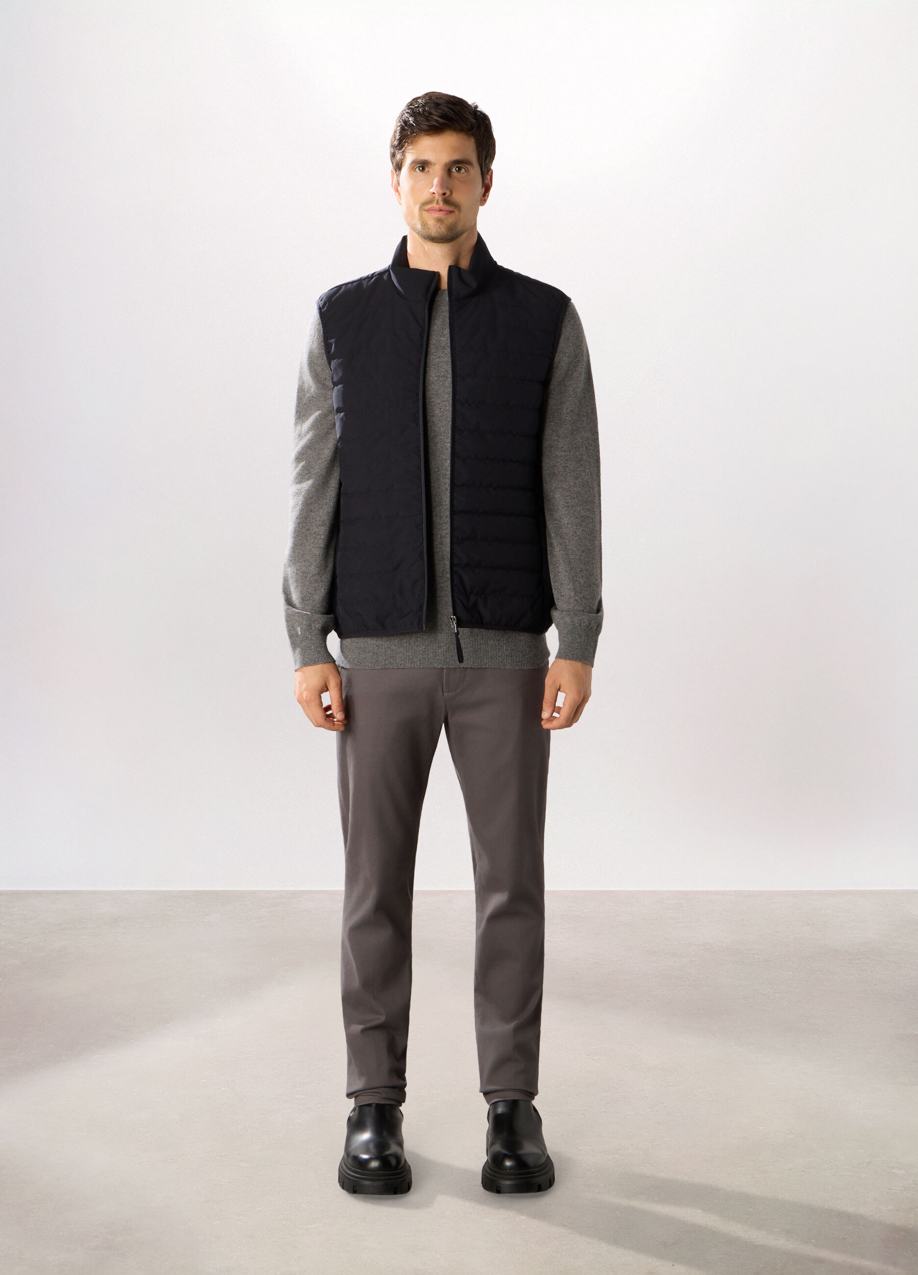 Gilet imbottito in tessuto tecnico uomo_0