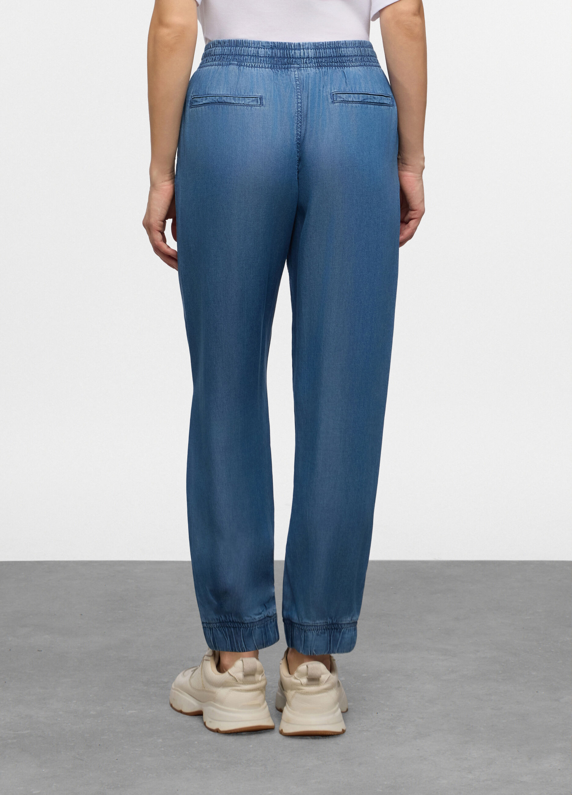 Jogger fit straight in Lyocell con vita e fondi elasticati donna_2