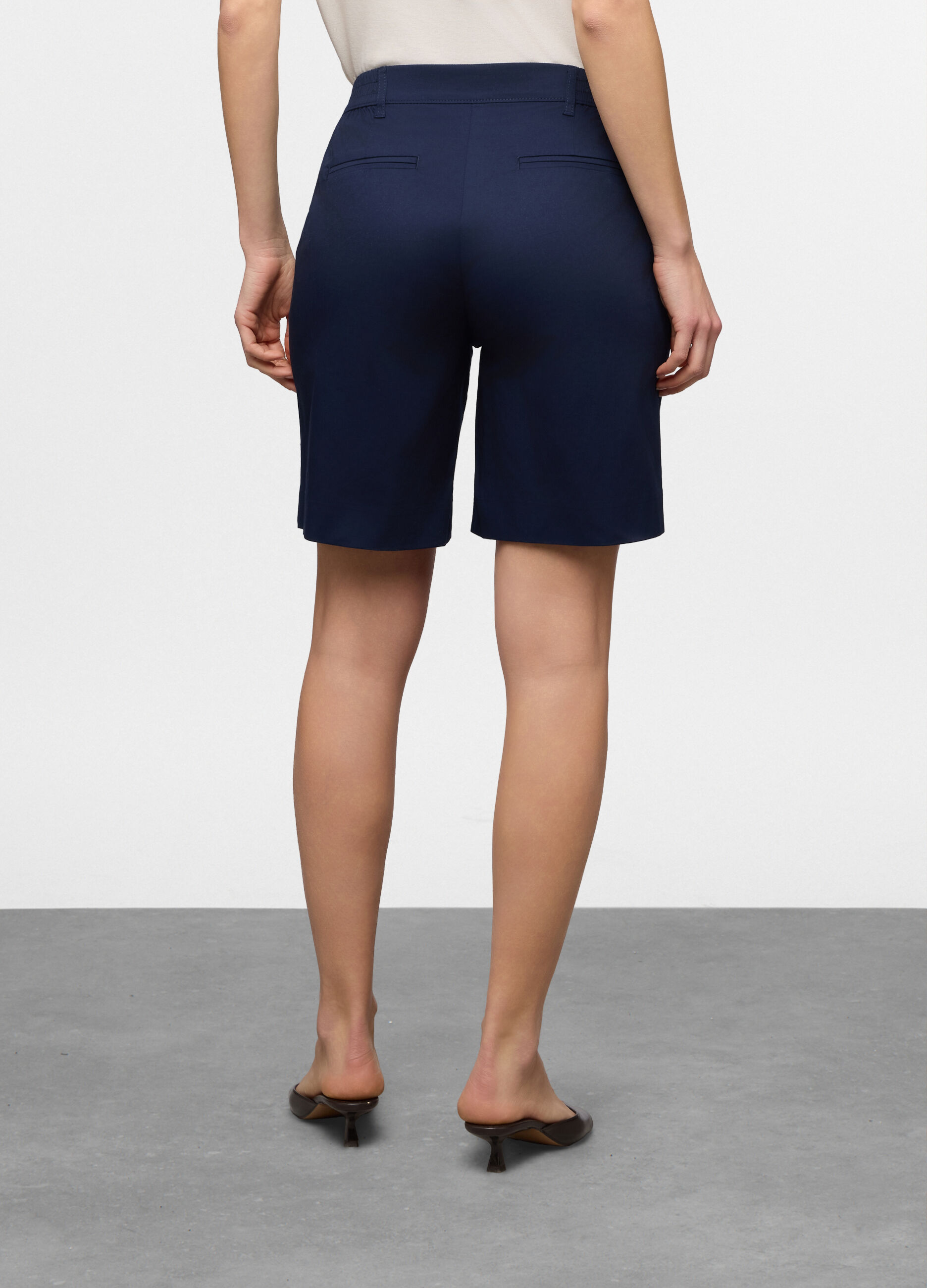 Bermuda Fit Straight in twill di cotone stretch donna_1