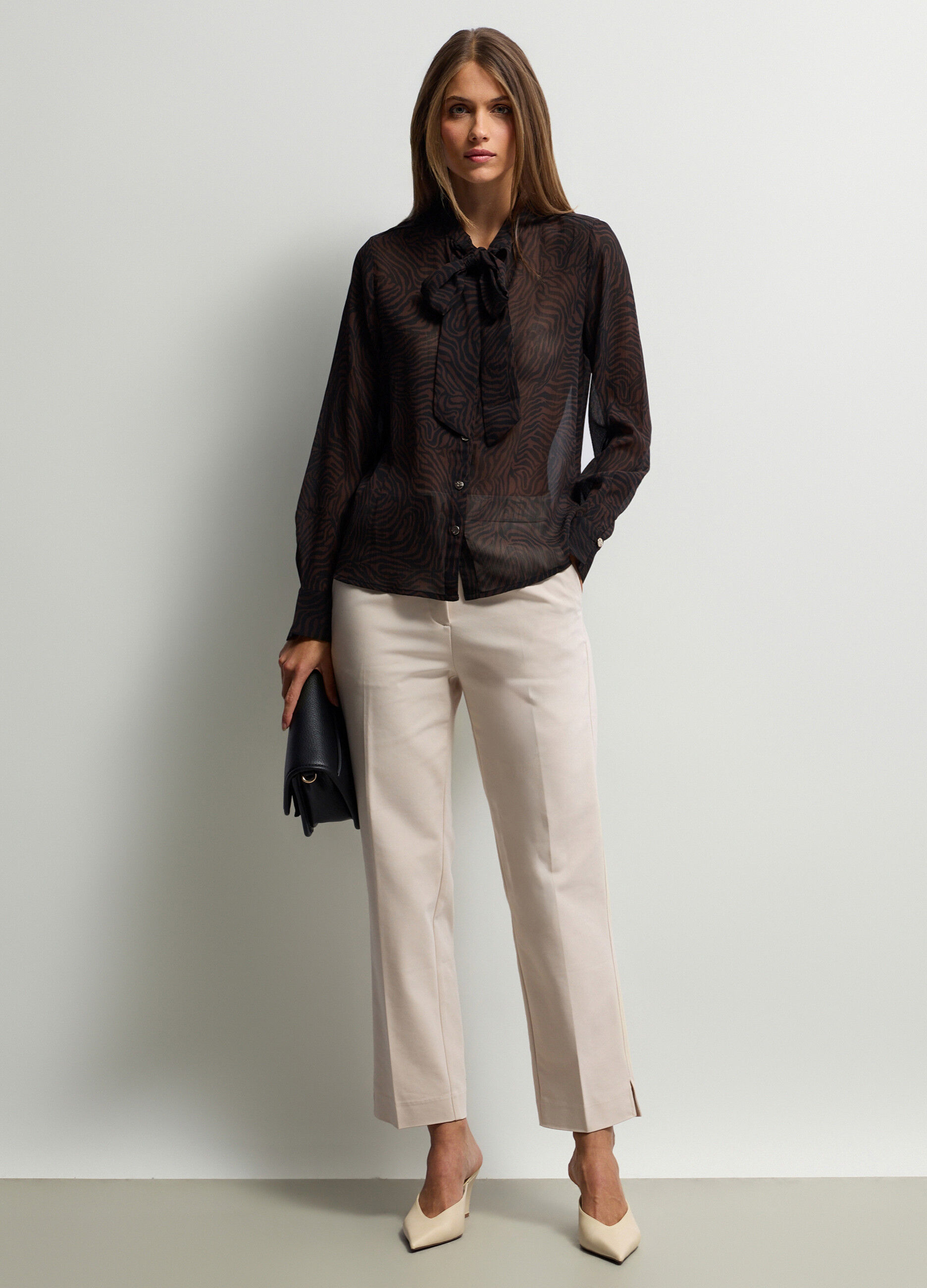 Pantaloni chino Fit Regular misto cotone stretch _0