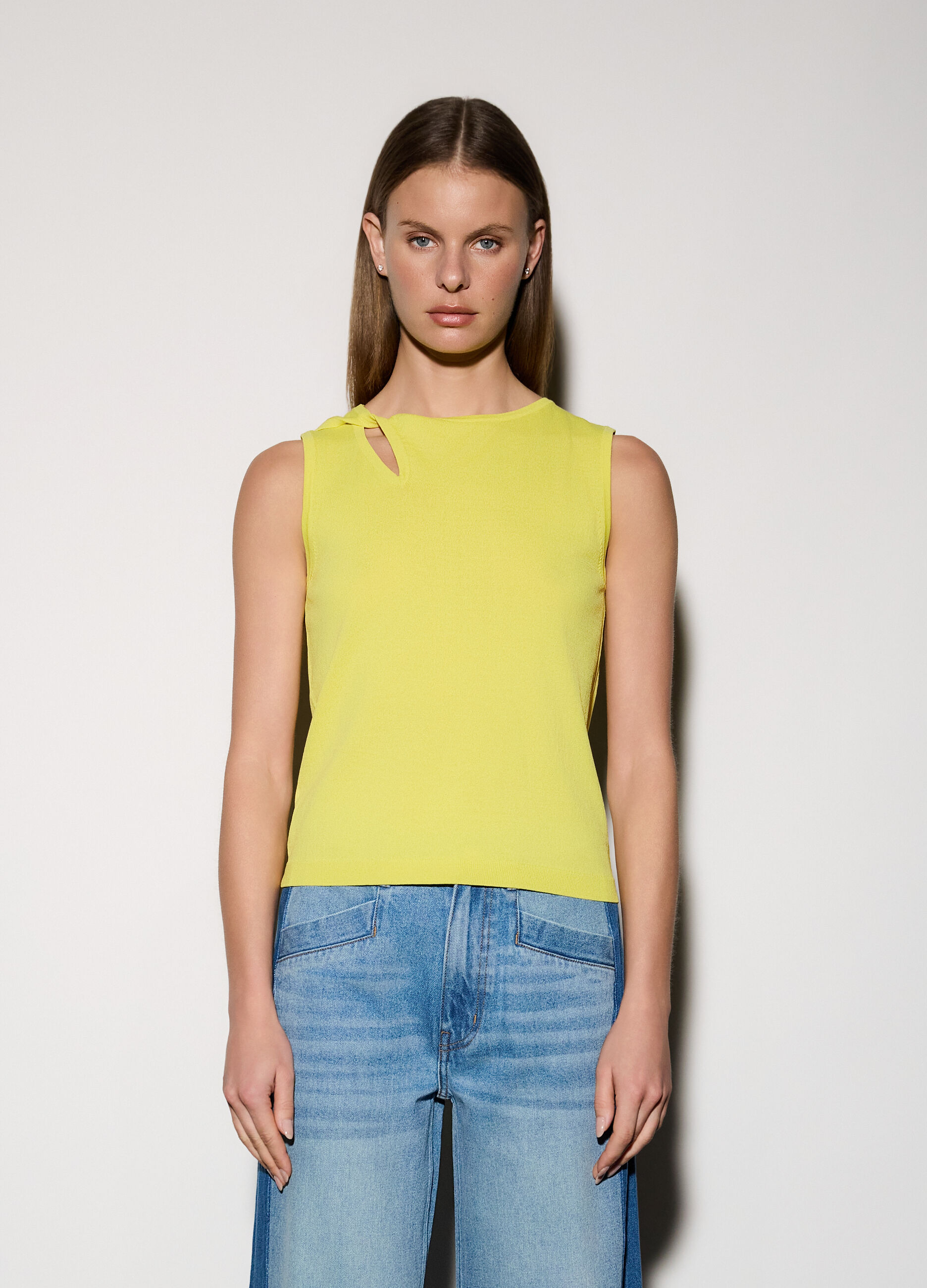 Canotta girocollo con cut out donna_1