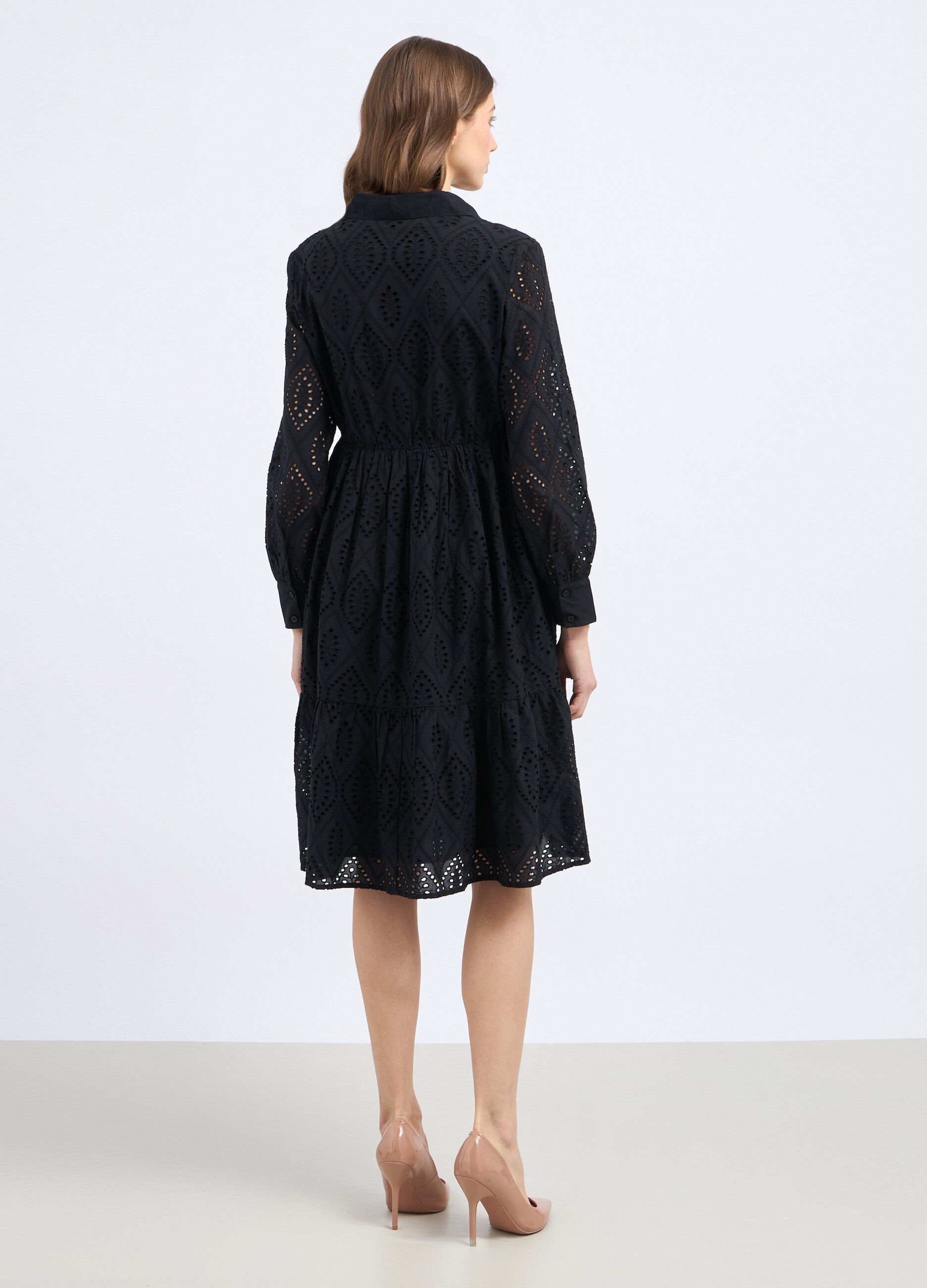 Abito corto in puro cotone con ricami donna_1