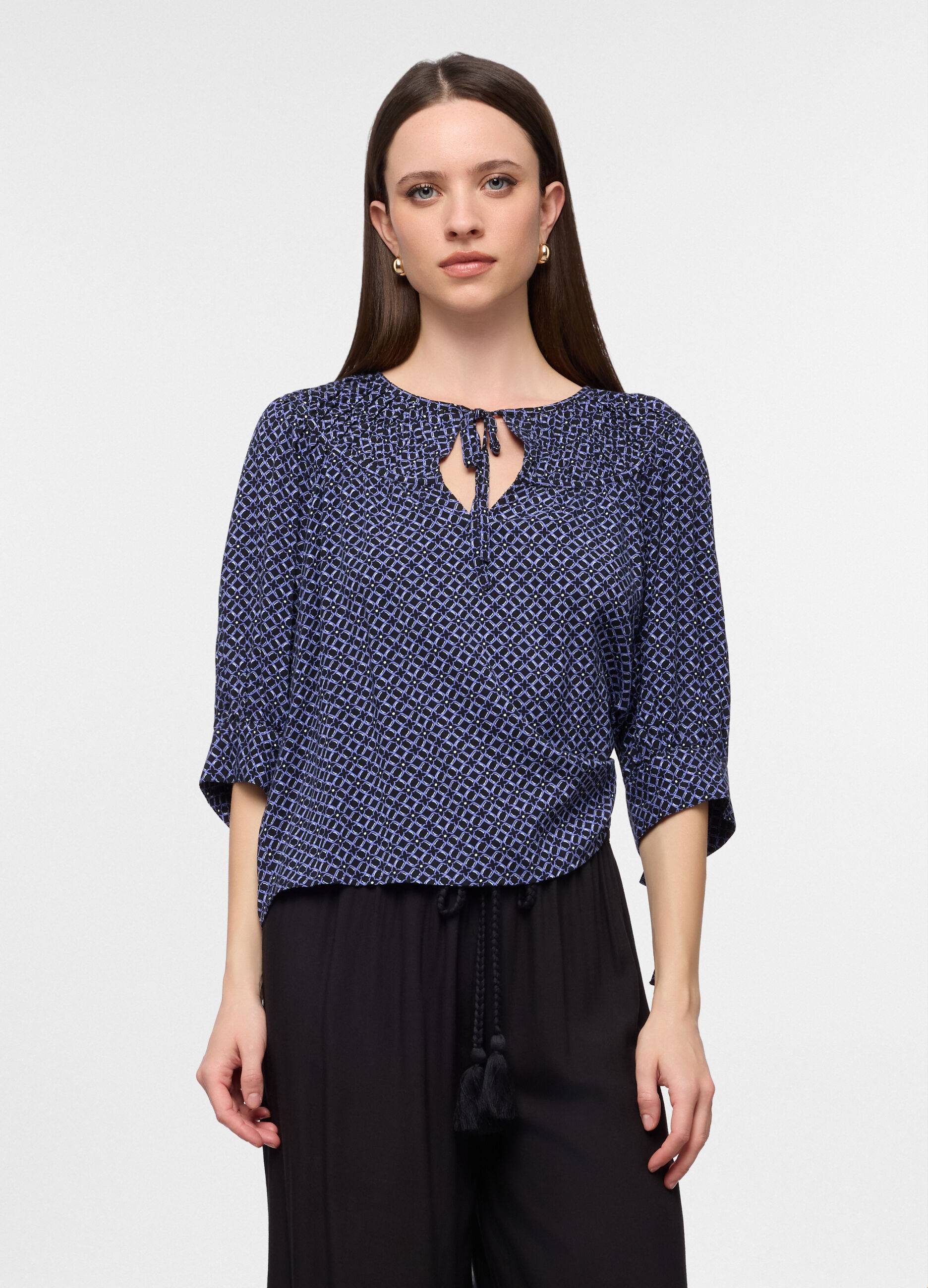 Blusa regular fit con scollo rotondo in pura viscosa donna_0