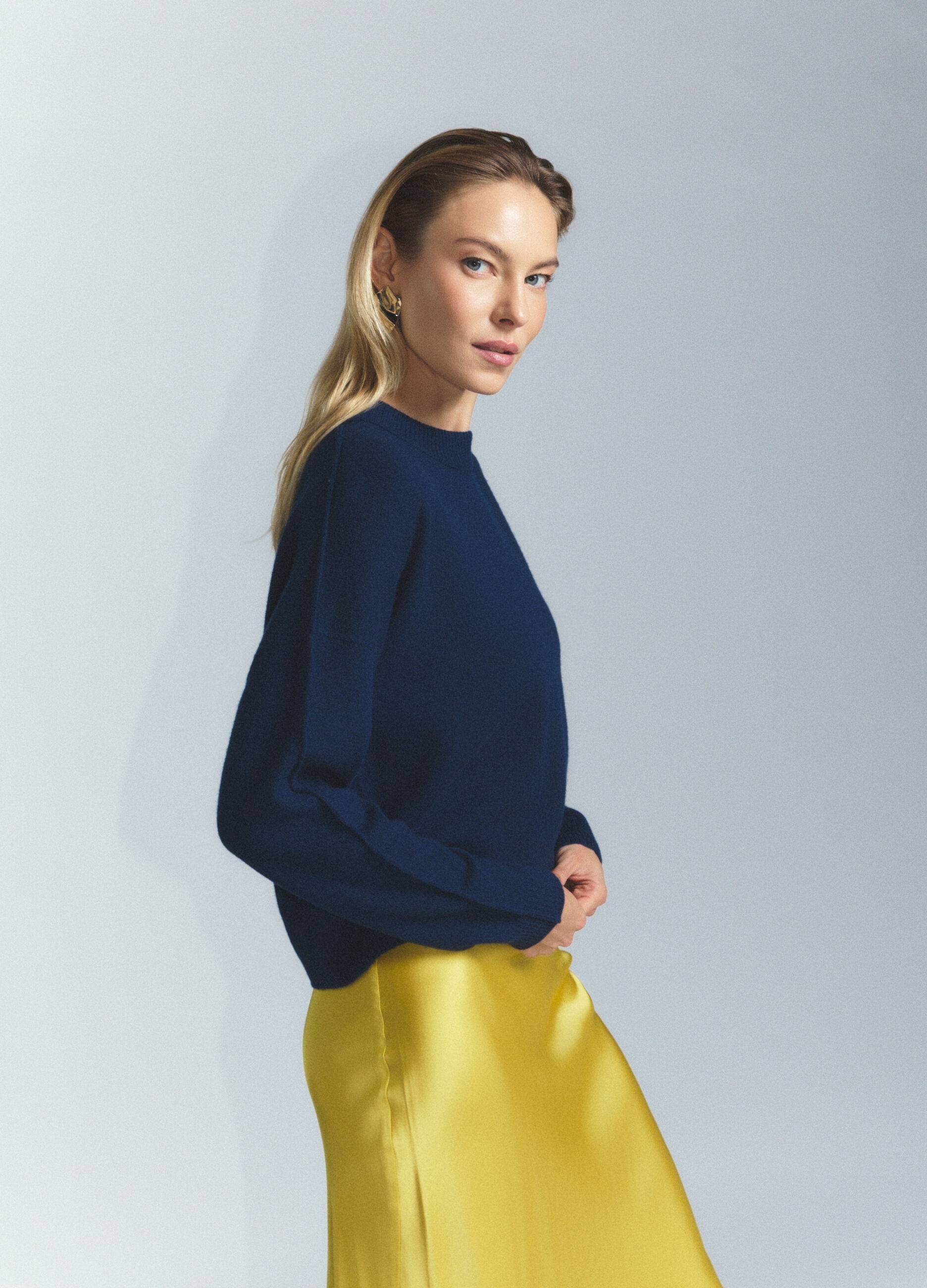 Pullover girocollo in pura lana Merino donna_2