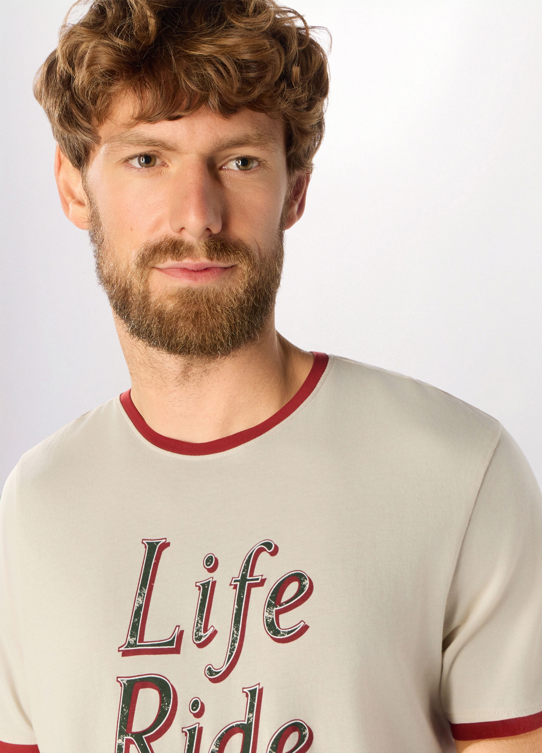 T-shirt girocollo slim fit con stampa uomo_2