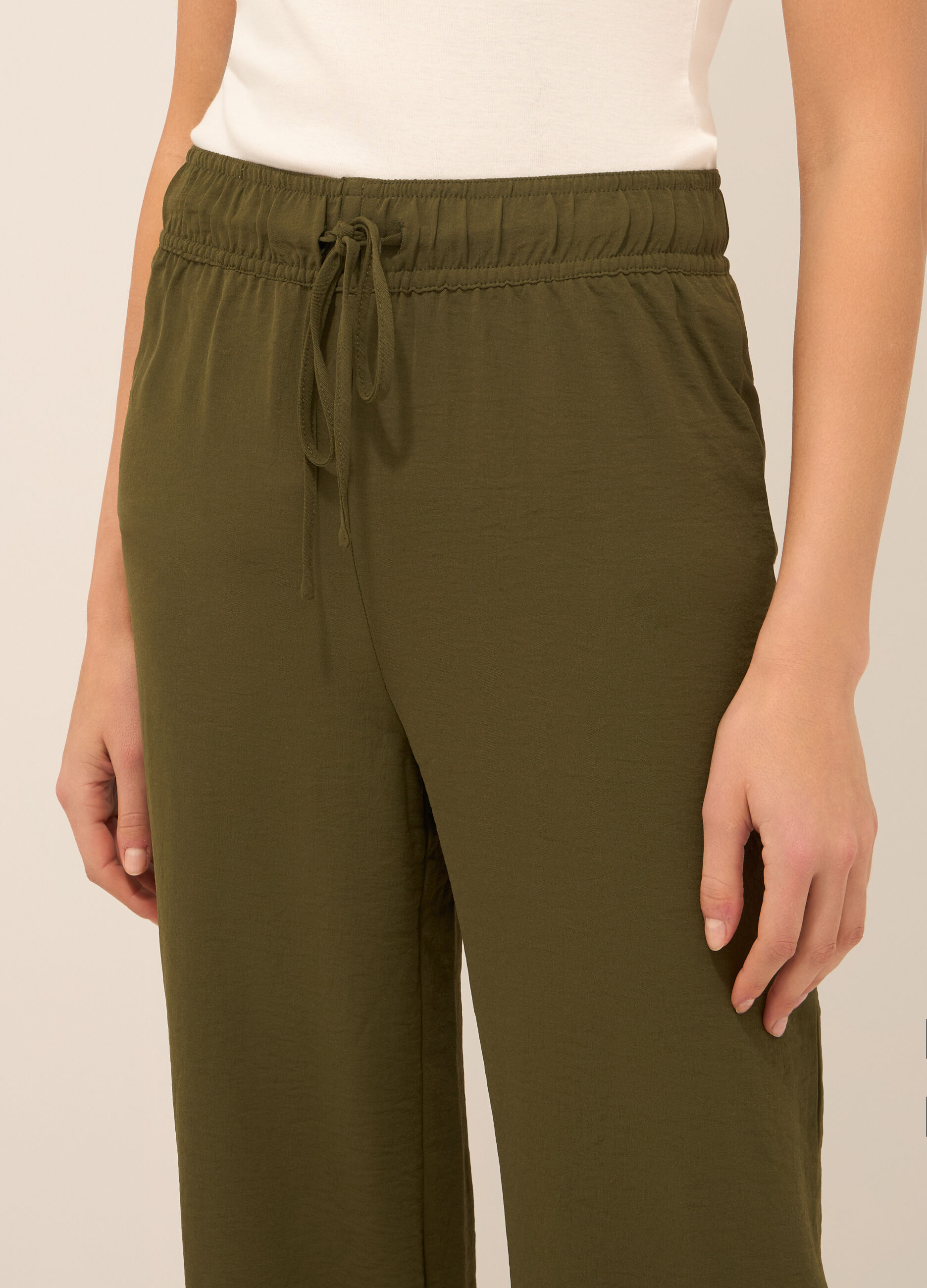 Pantaloni cropped donna