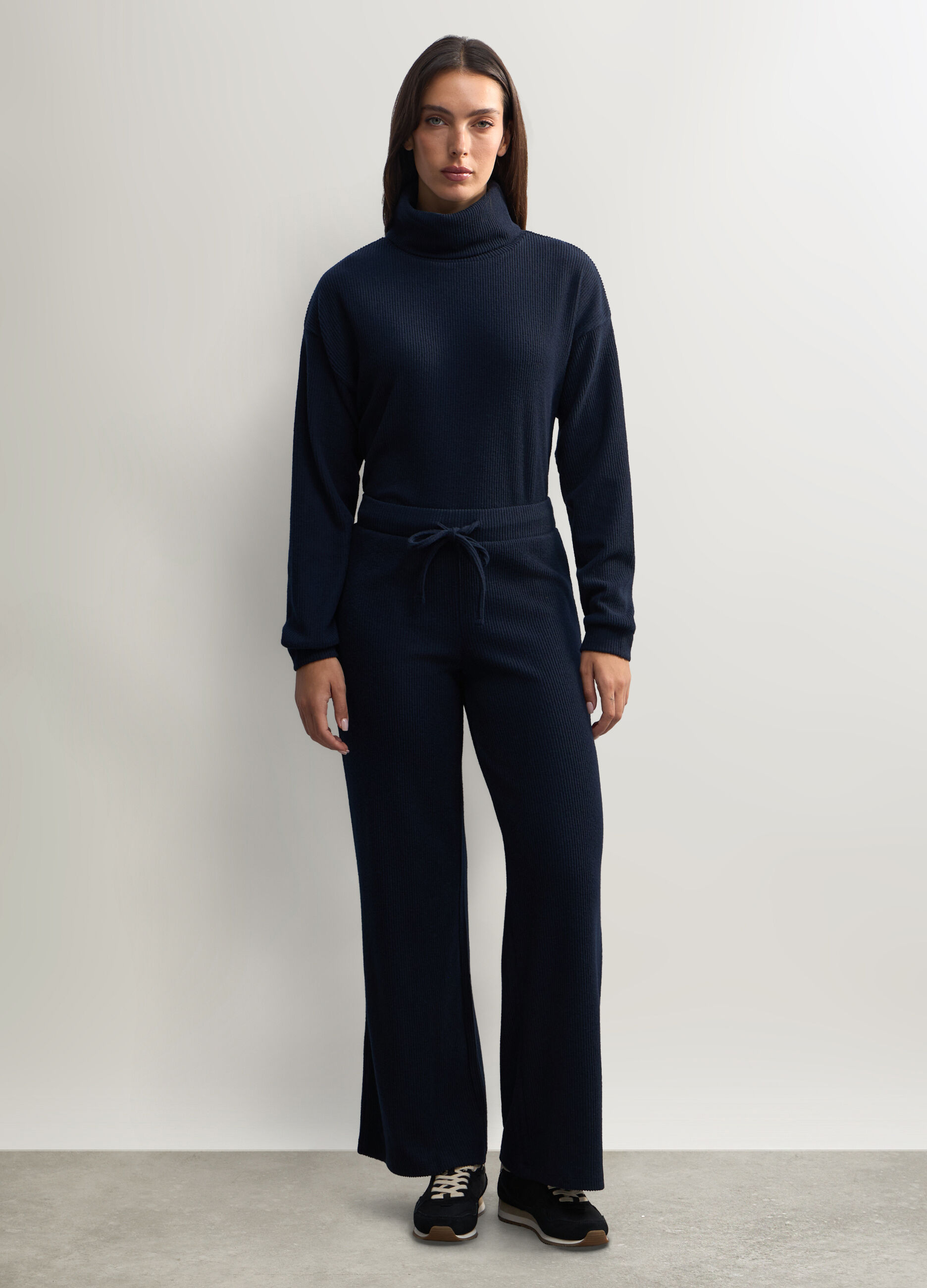 Pantaloni Comfort Fit in costina stretch donna_0