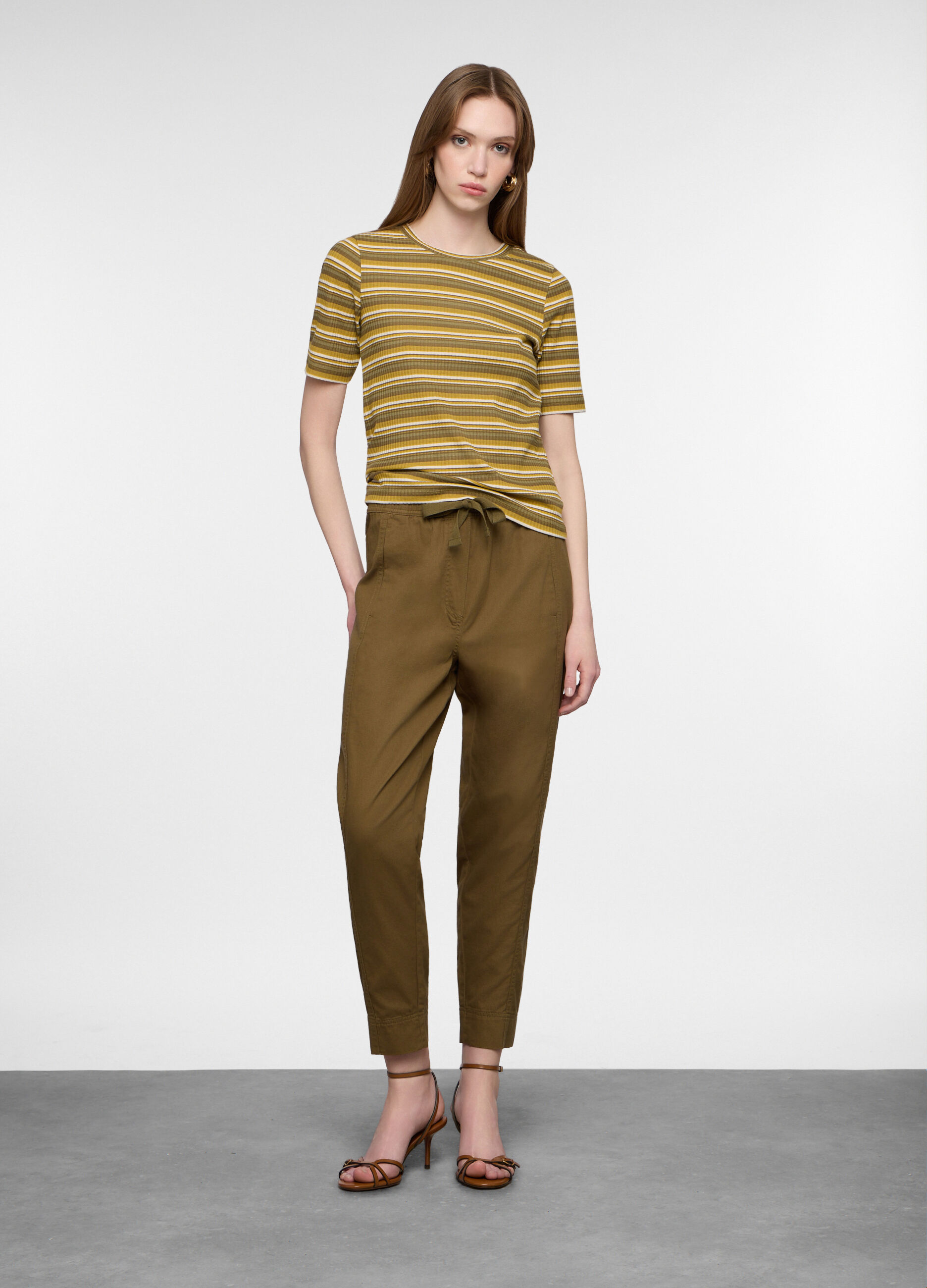 Pantaloni regular fit in twill di puro cotone donna_0